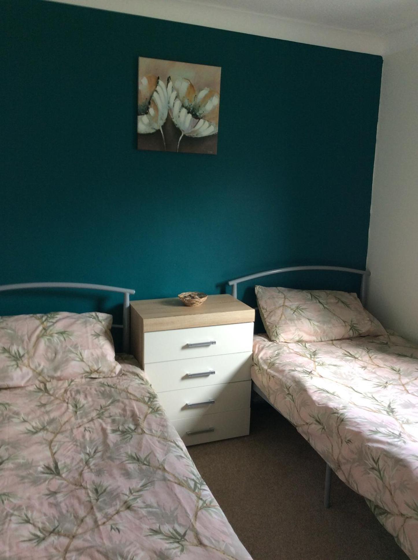 19 Chalet Bucklands , Bideford Holiday Park. view 5