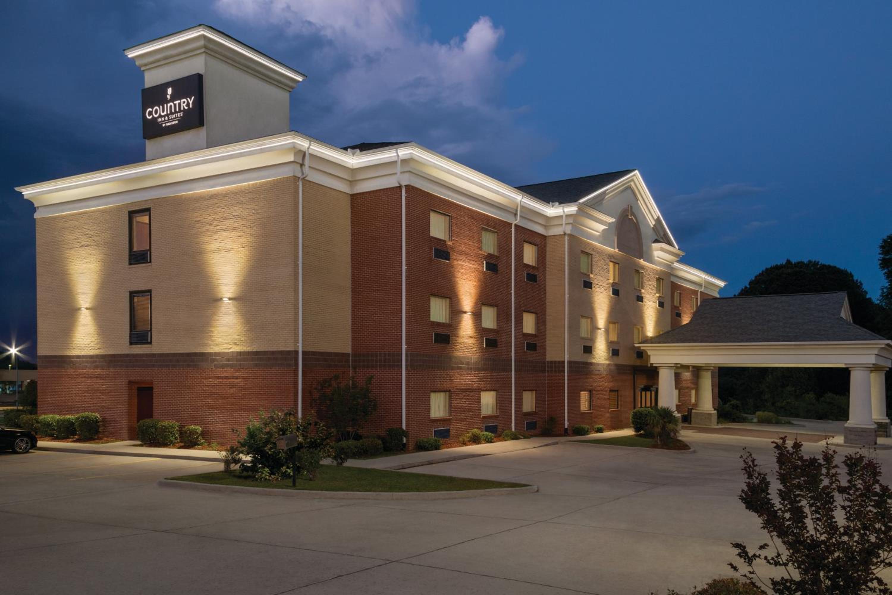 Country Inn & Suites by Radisson, Byram-Jackson South, MS