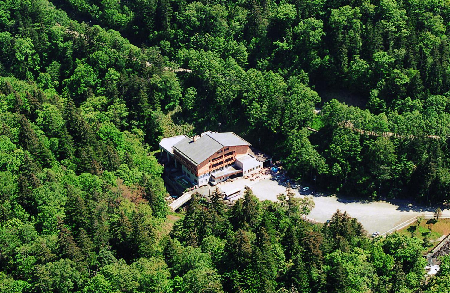 Tomuraushionsen Higashi Taisetsuso