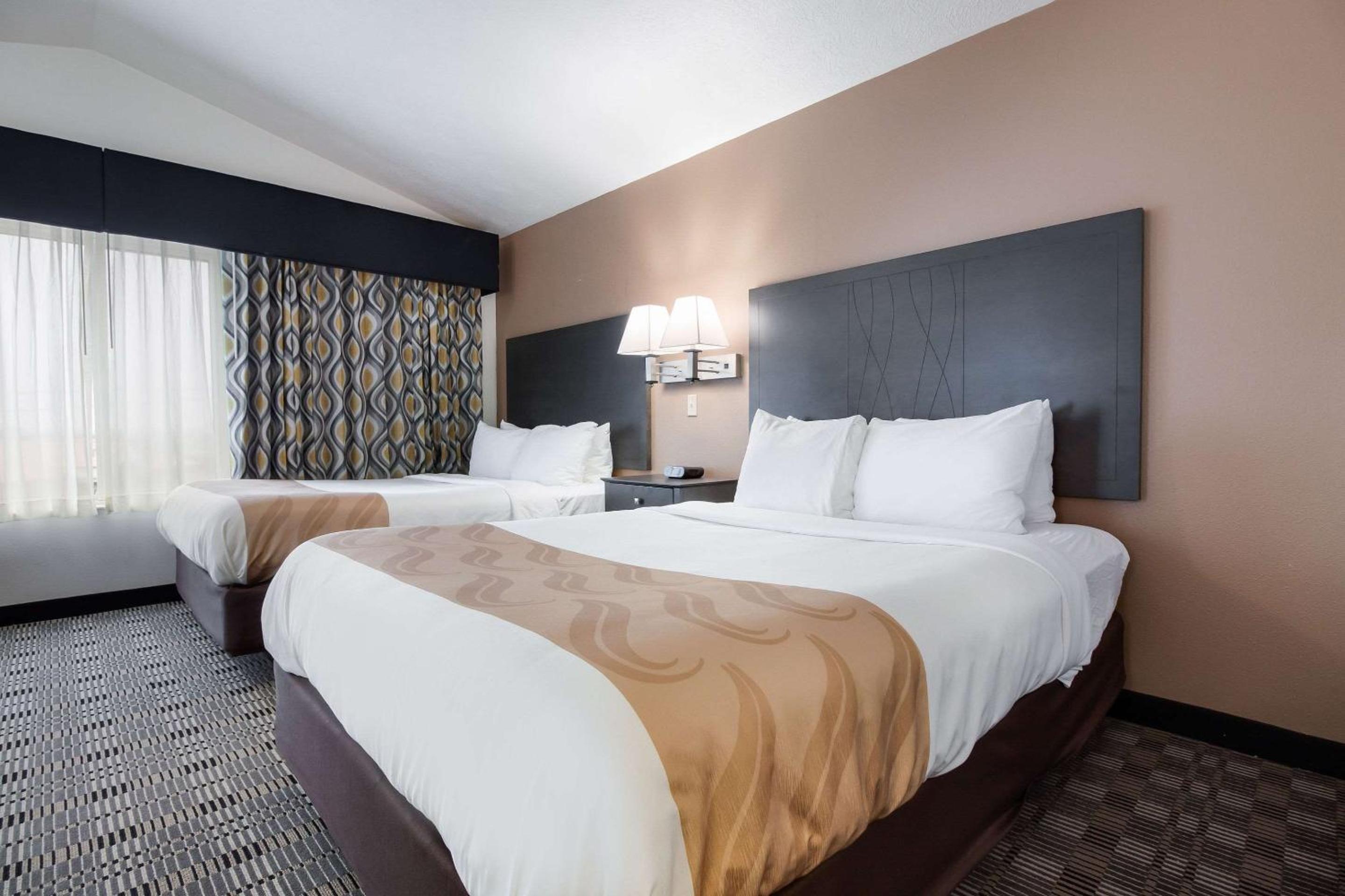 Quality Inn & Suites McCook, Photo 26