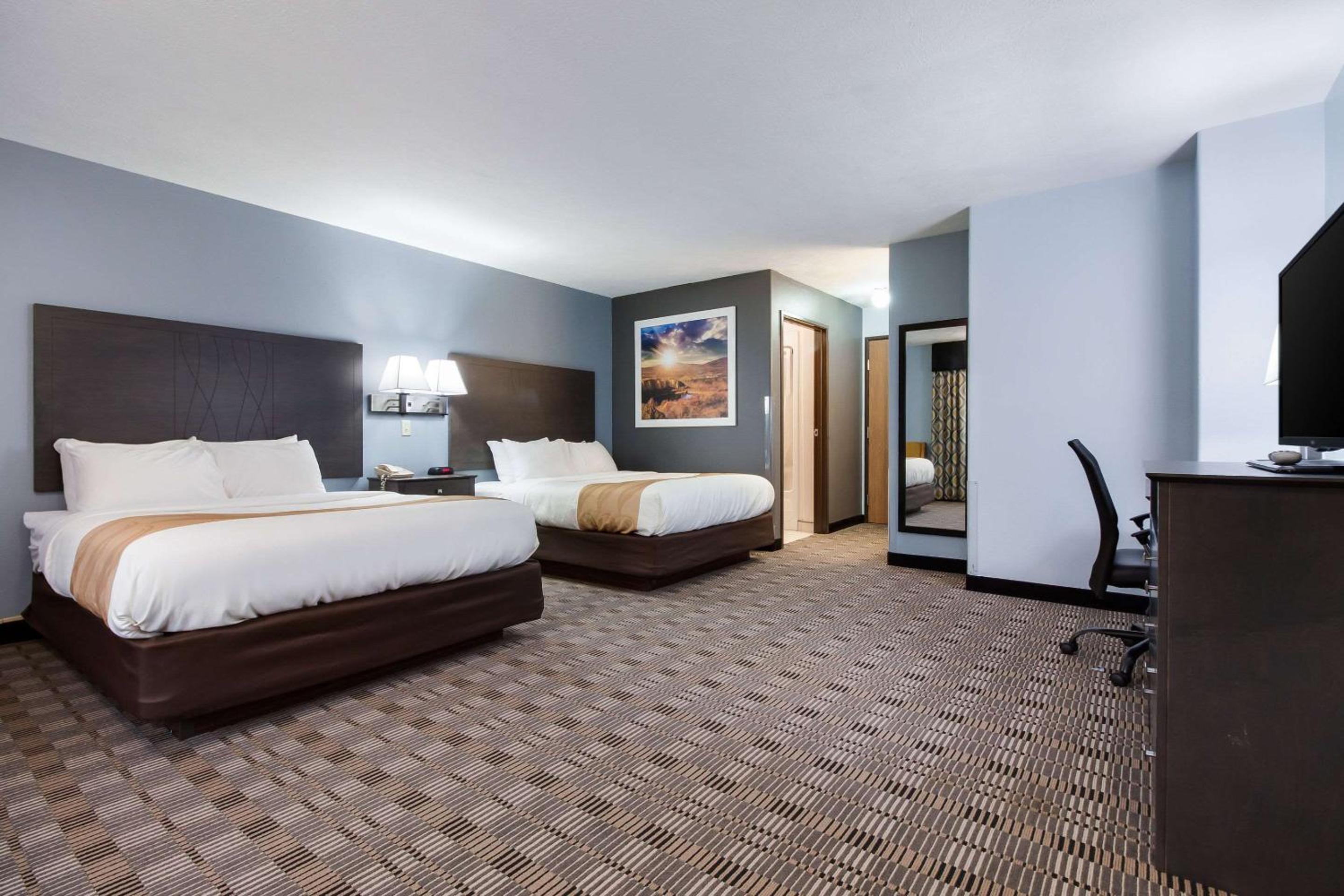 Quality Inn & Suites McCook, Photo 19