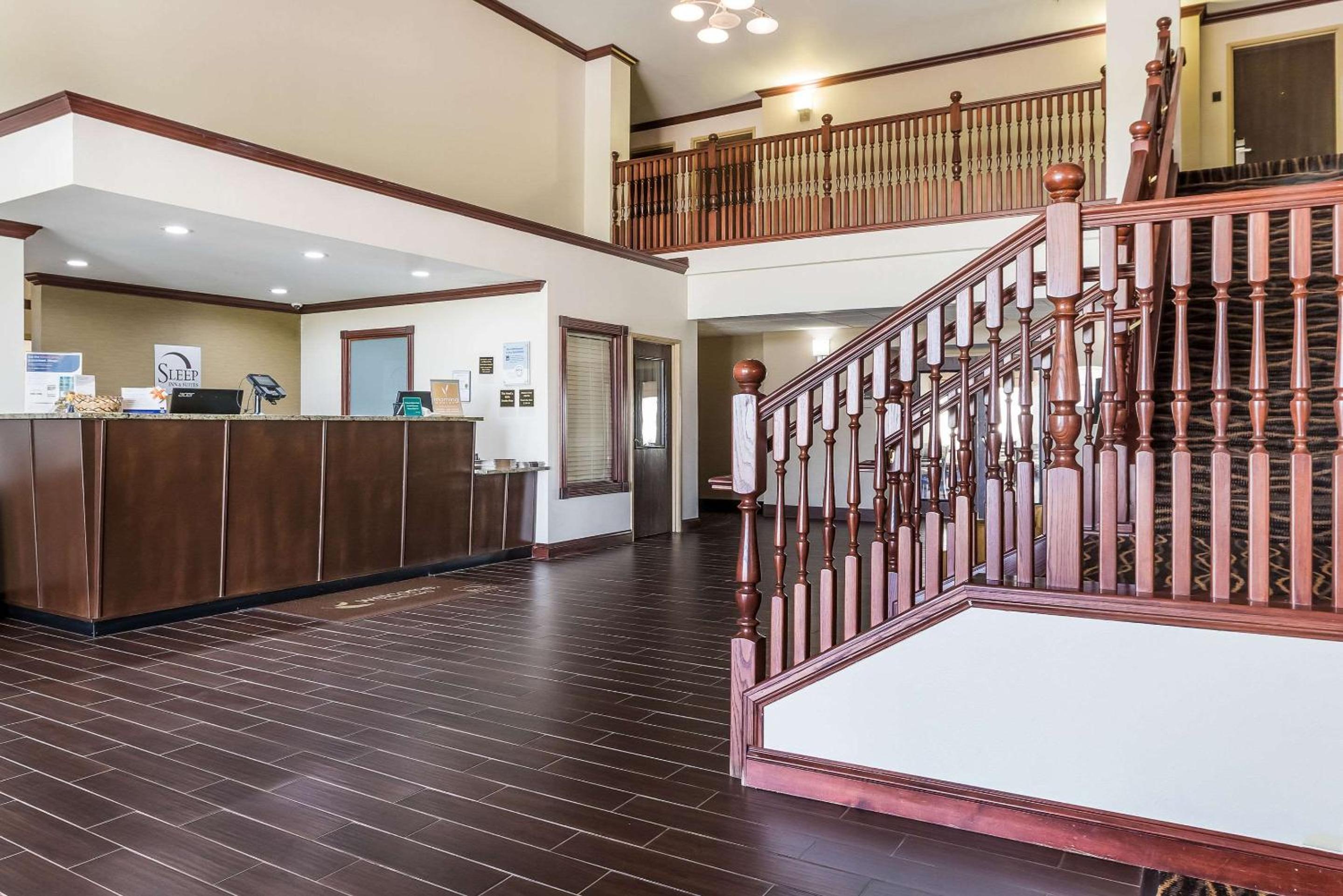 Cedar Rapids Vacations - Sleep Inn - Property Image 4