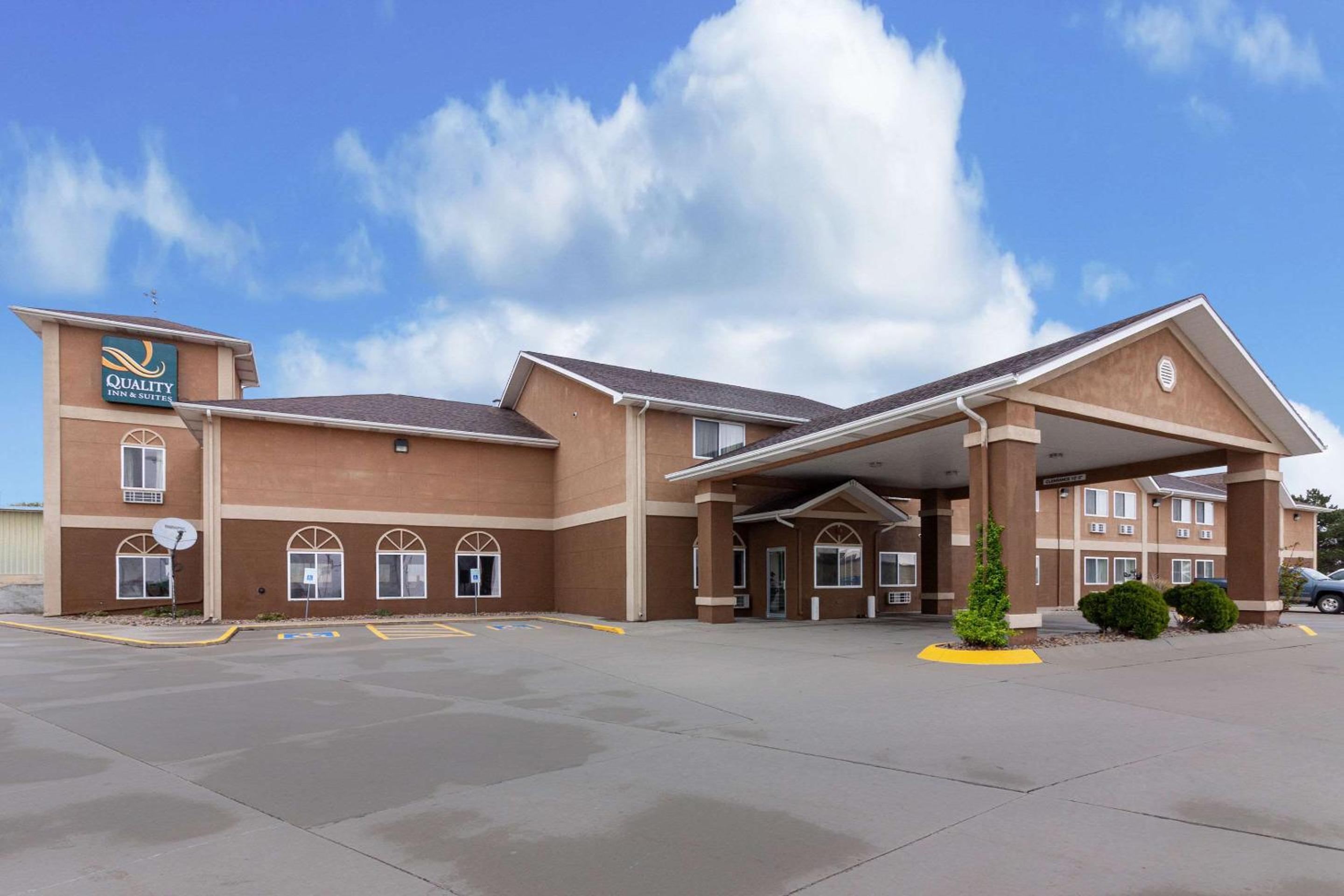 Quality Inn & Suites McCook, Photo 17