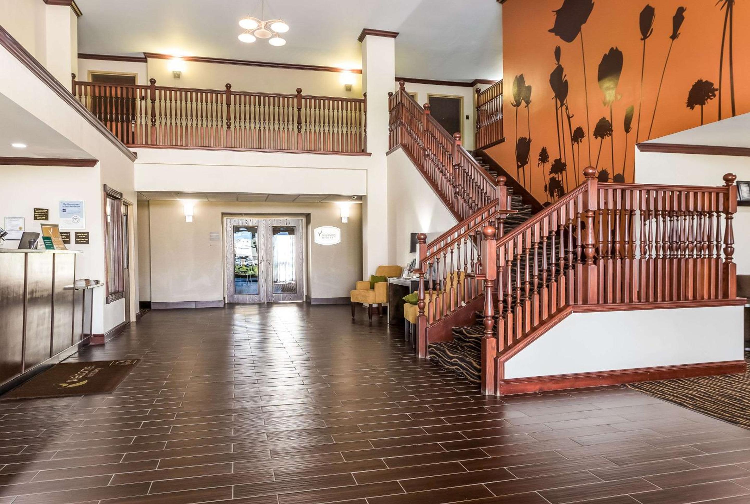 Cedar Rapids Vacations - Sleep Inn - Property Image 5