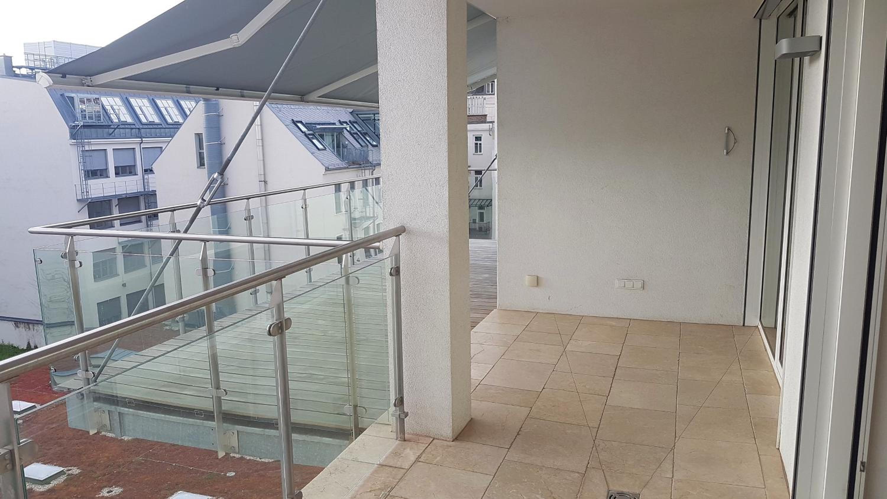 Loft #11 mit großer Loggia und Terrasse