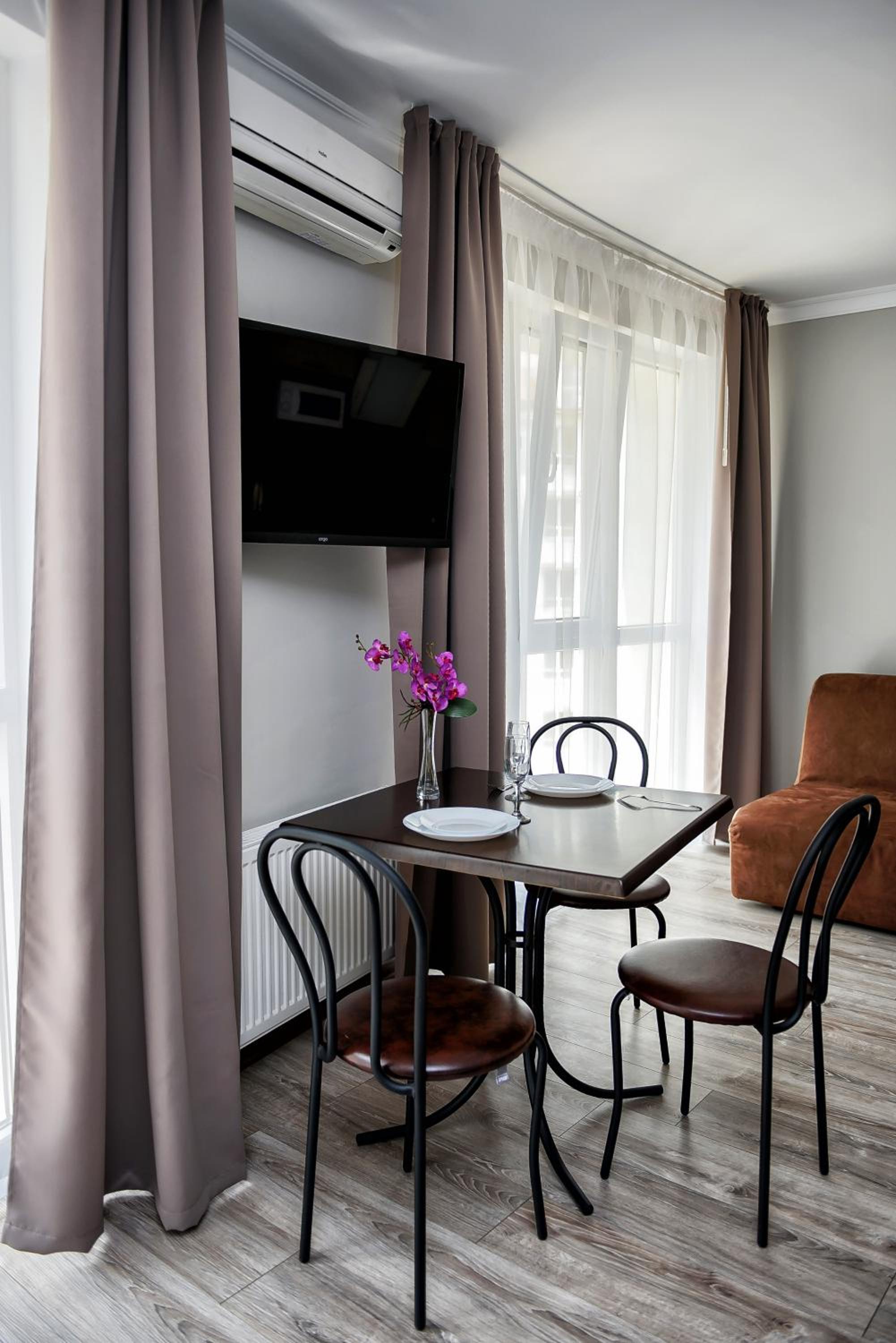 Apart Reserve Sloboda Loft view 3