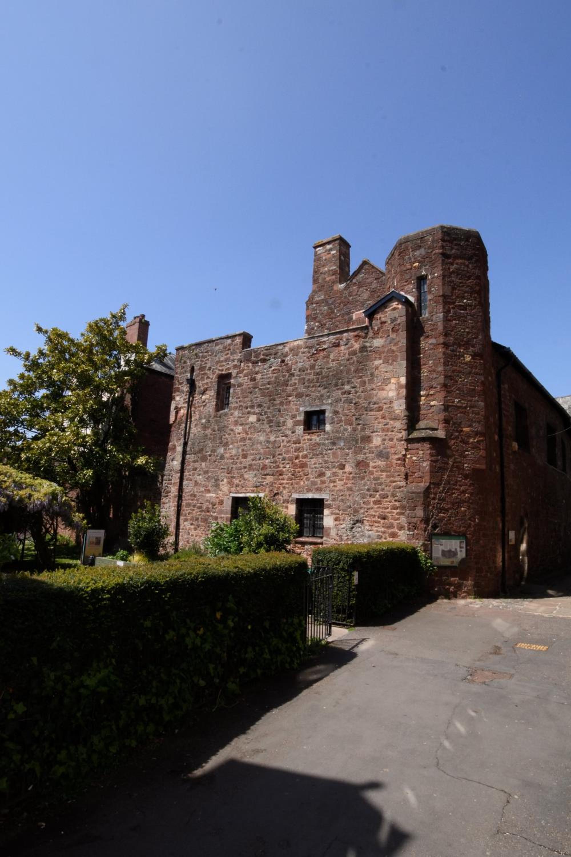 Keeley House