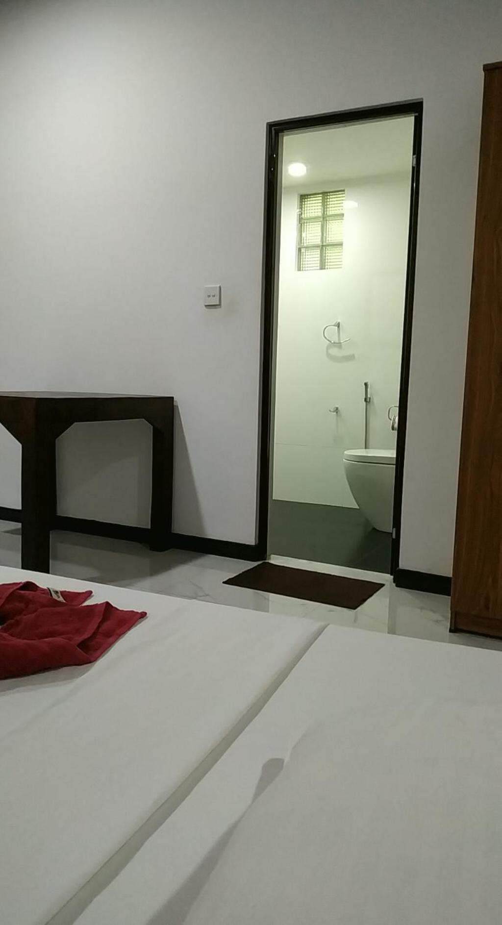 Top Rock Villa Unawatuna view 5