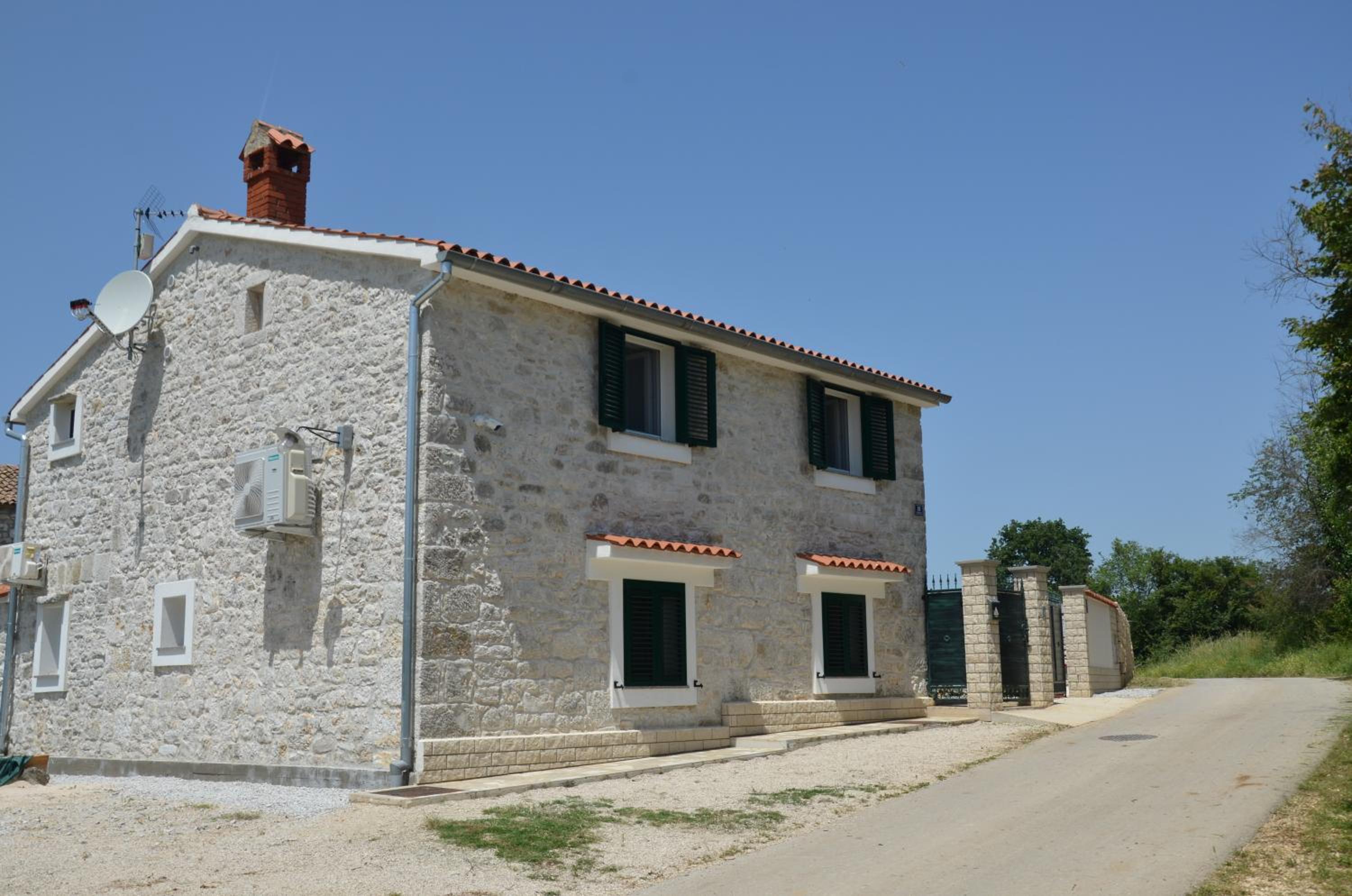 Istrian stone Villa Lenny near Porec