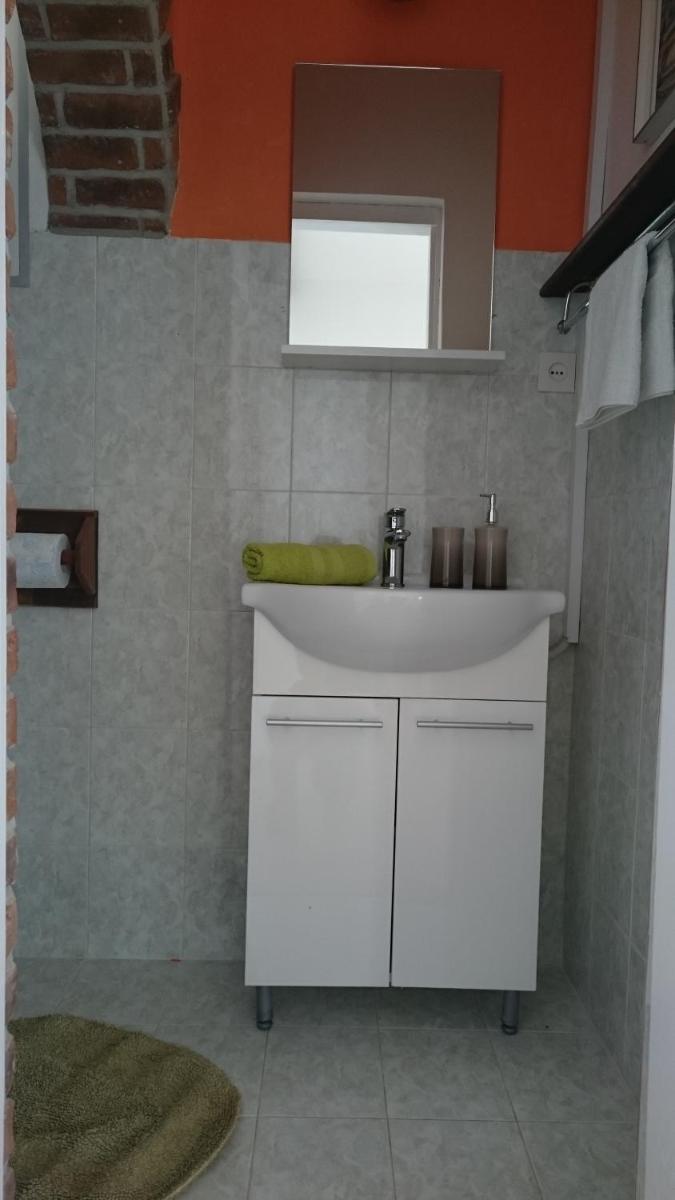 Photo 47