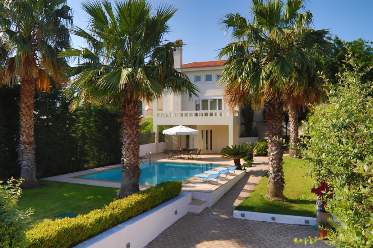 Hotel Luxury Villa Anavissos - Image 1