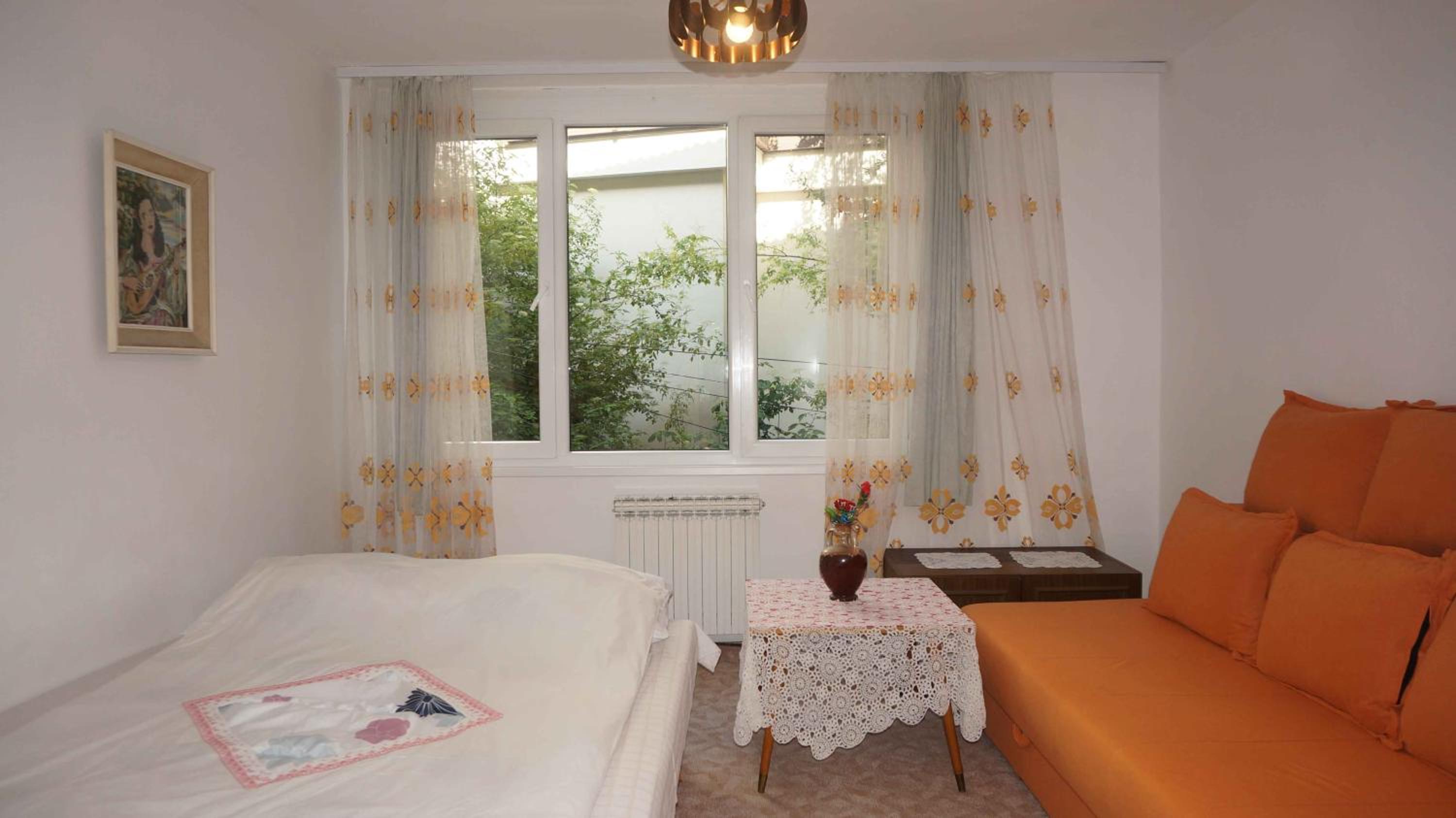 Honey Rooms