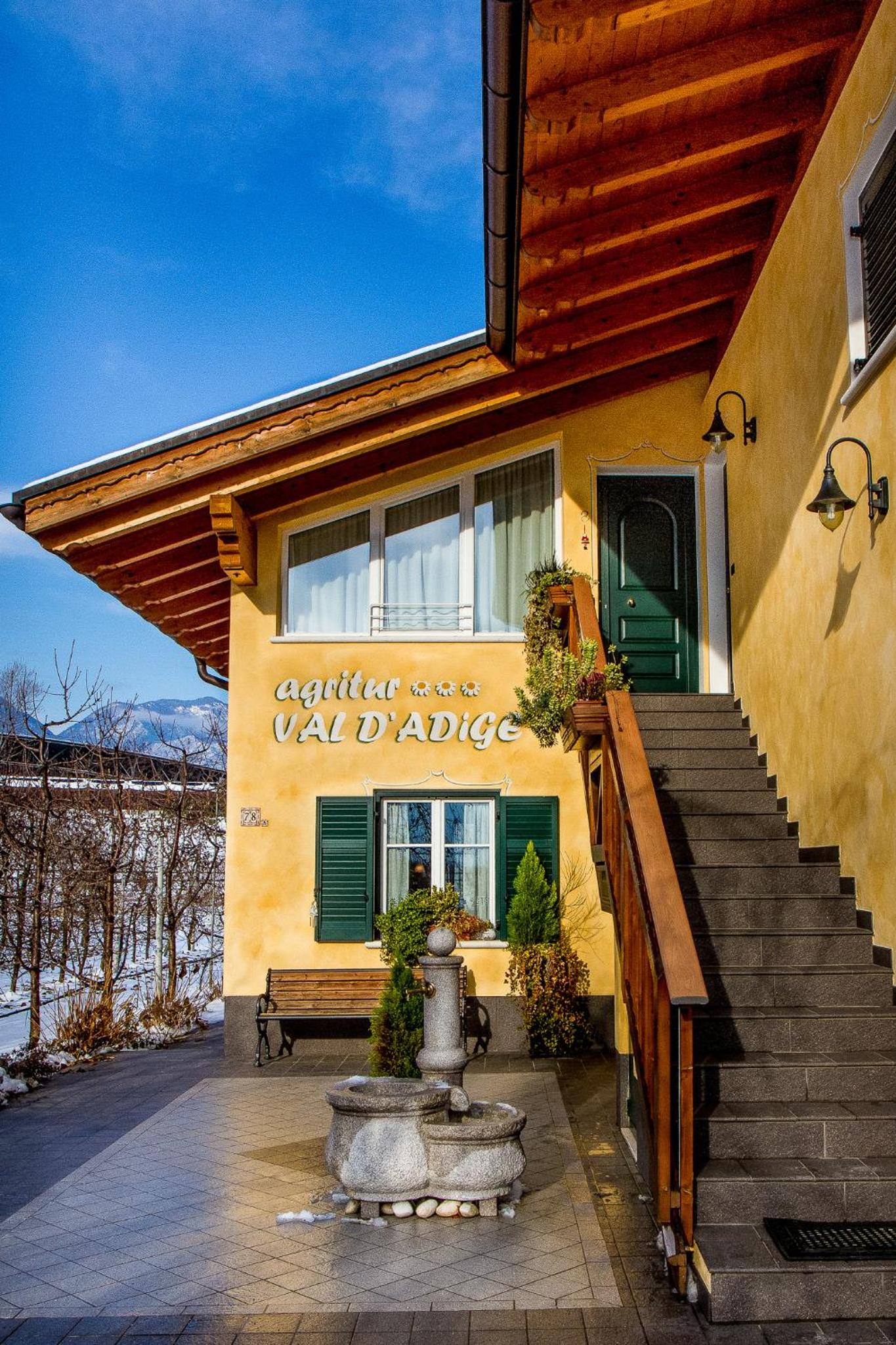 Agritur Val d'Adige view 4