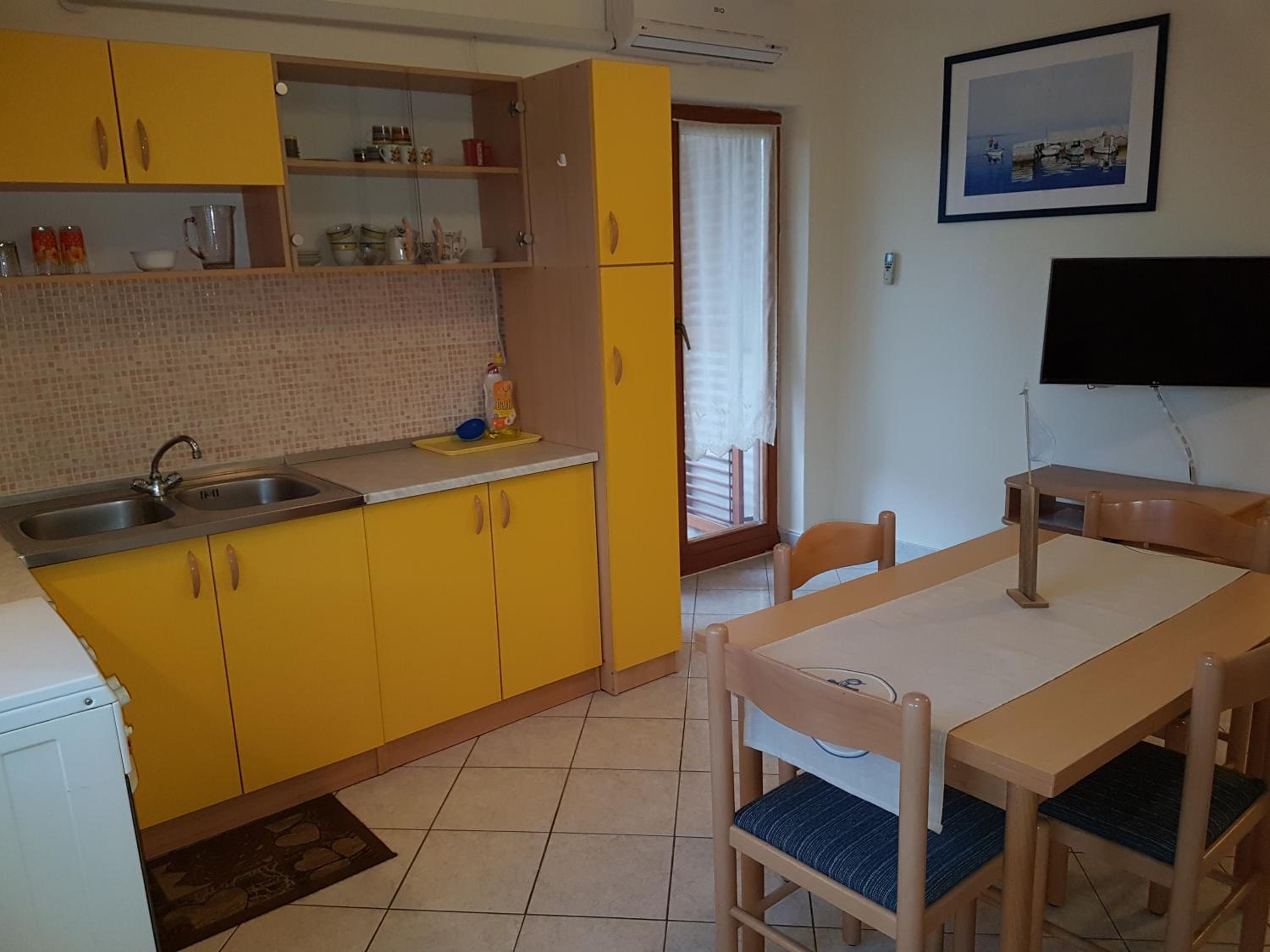 Apartments Iva view 5