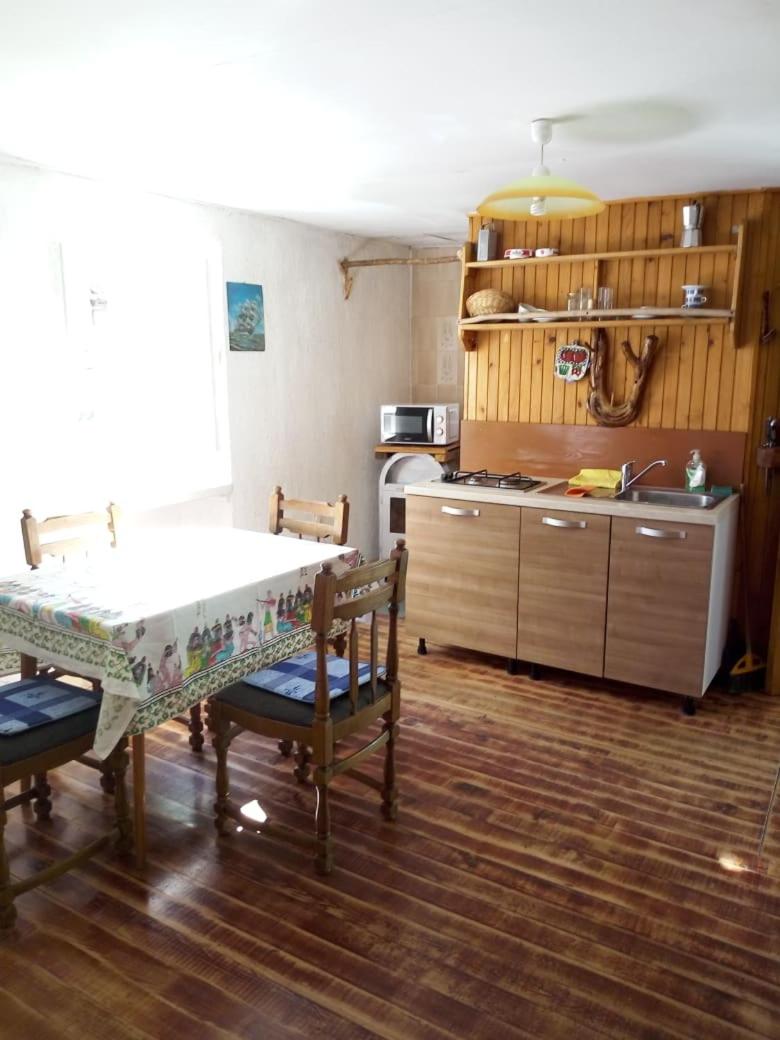 Apartman DINKO