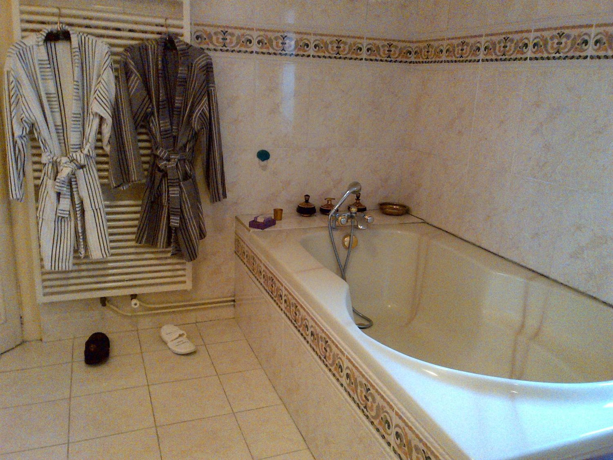 Photo 34