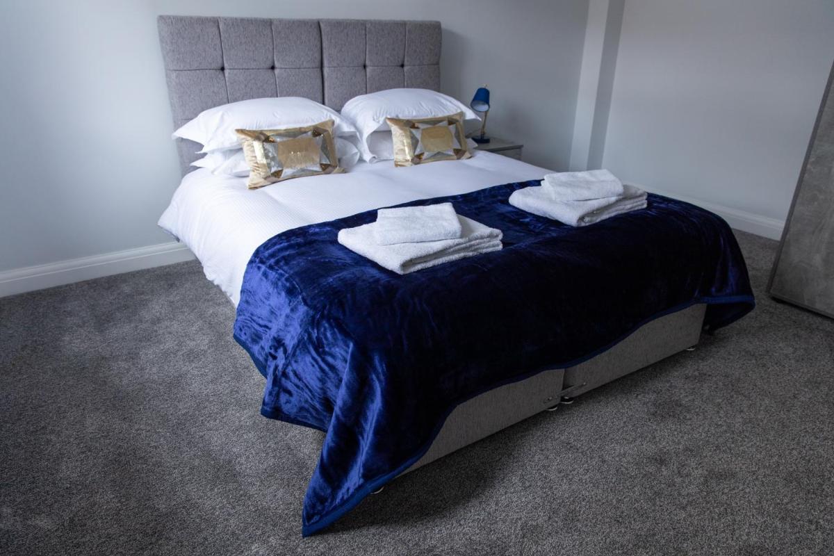 Harrow Vacations - London Northwick Park Serviced Apartments by Riis Property - Property Image 42