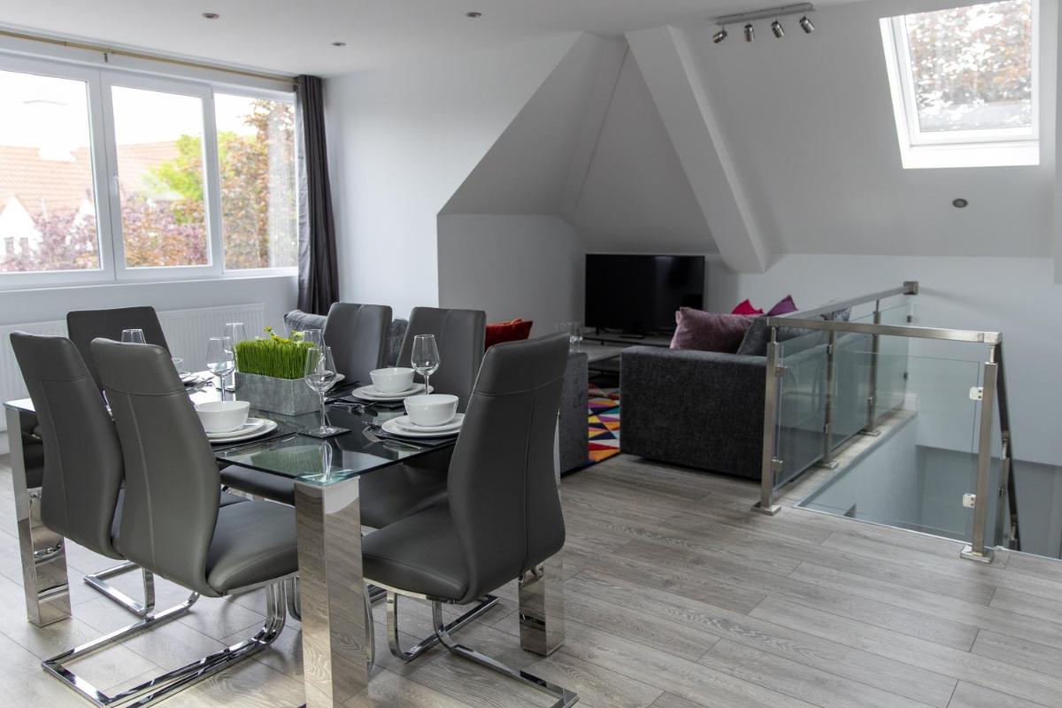 Harrow Vacations - London Northwick Park Serviced Apartments by Riis Property - Property Image 71