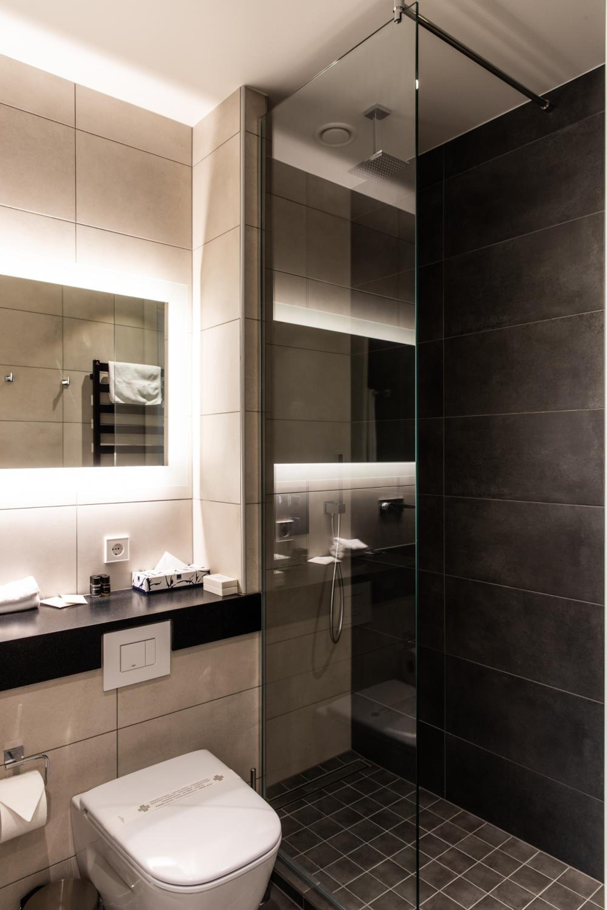 Hotel South Coast 5