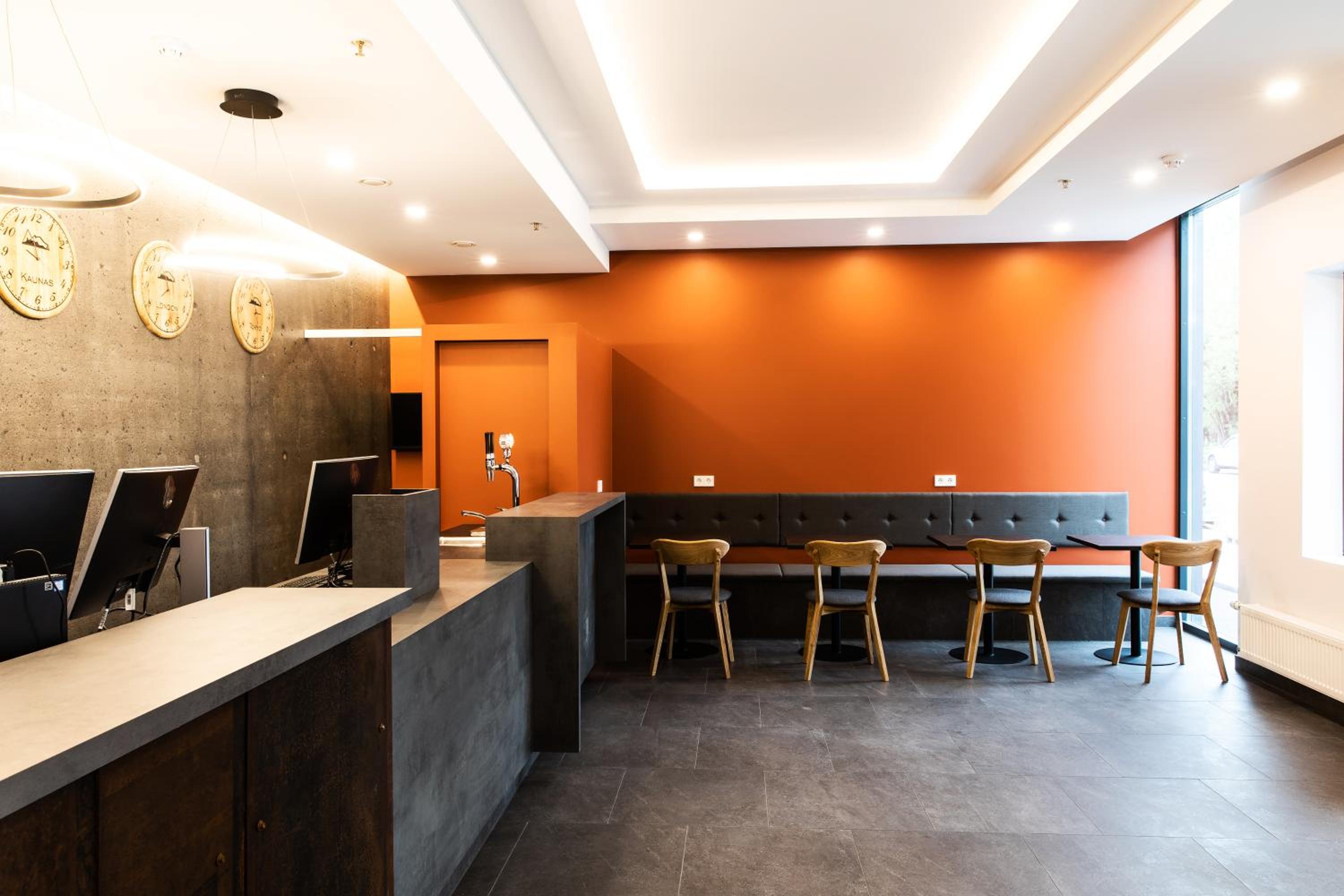 Hotel South Coast 6