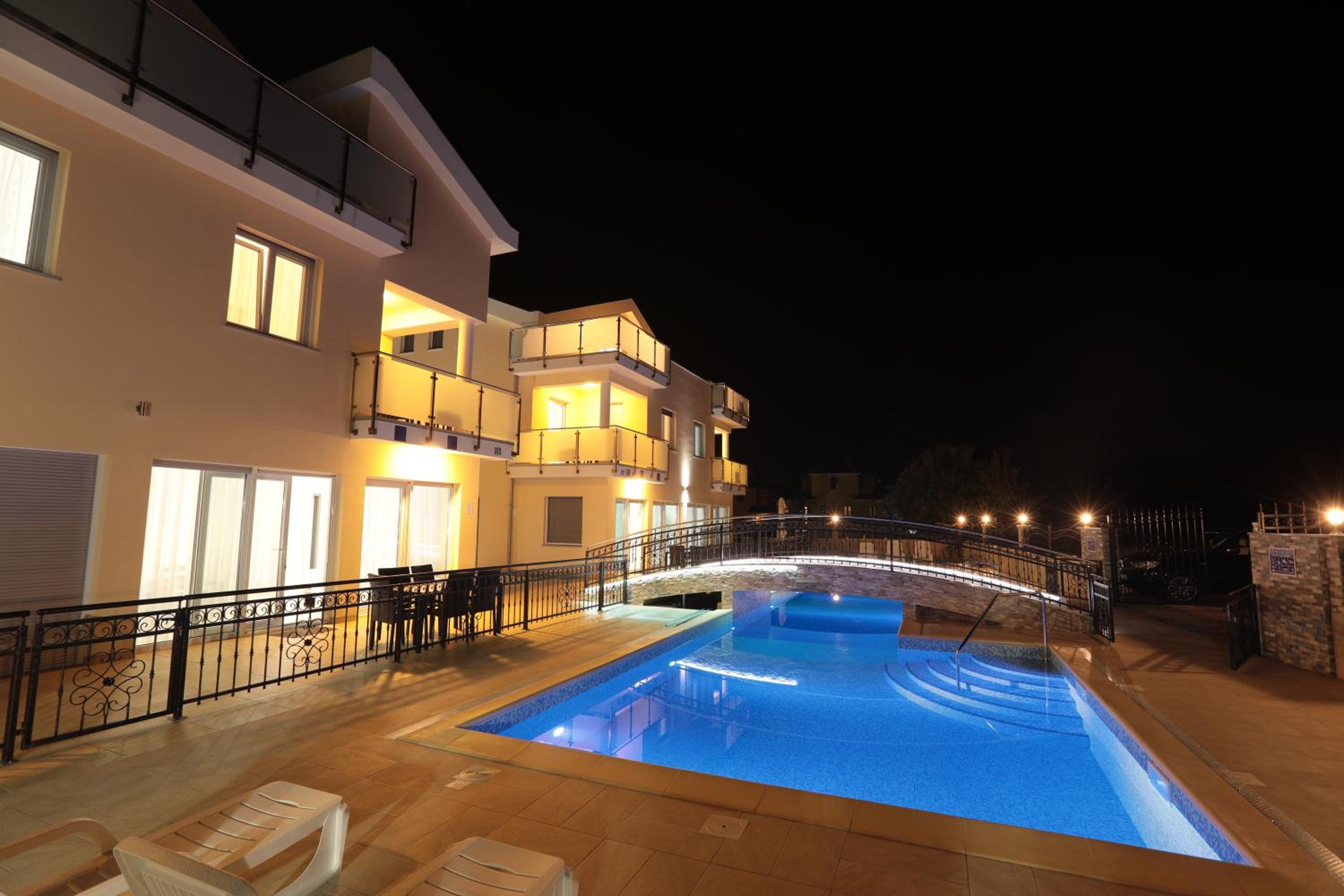 Funtana Appartements an der 1 Reihe vom Meer view 2