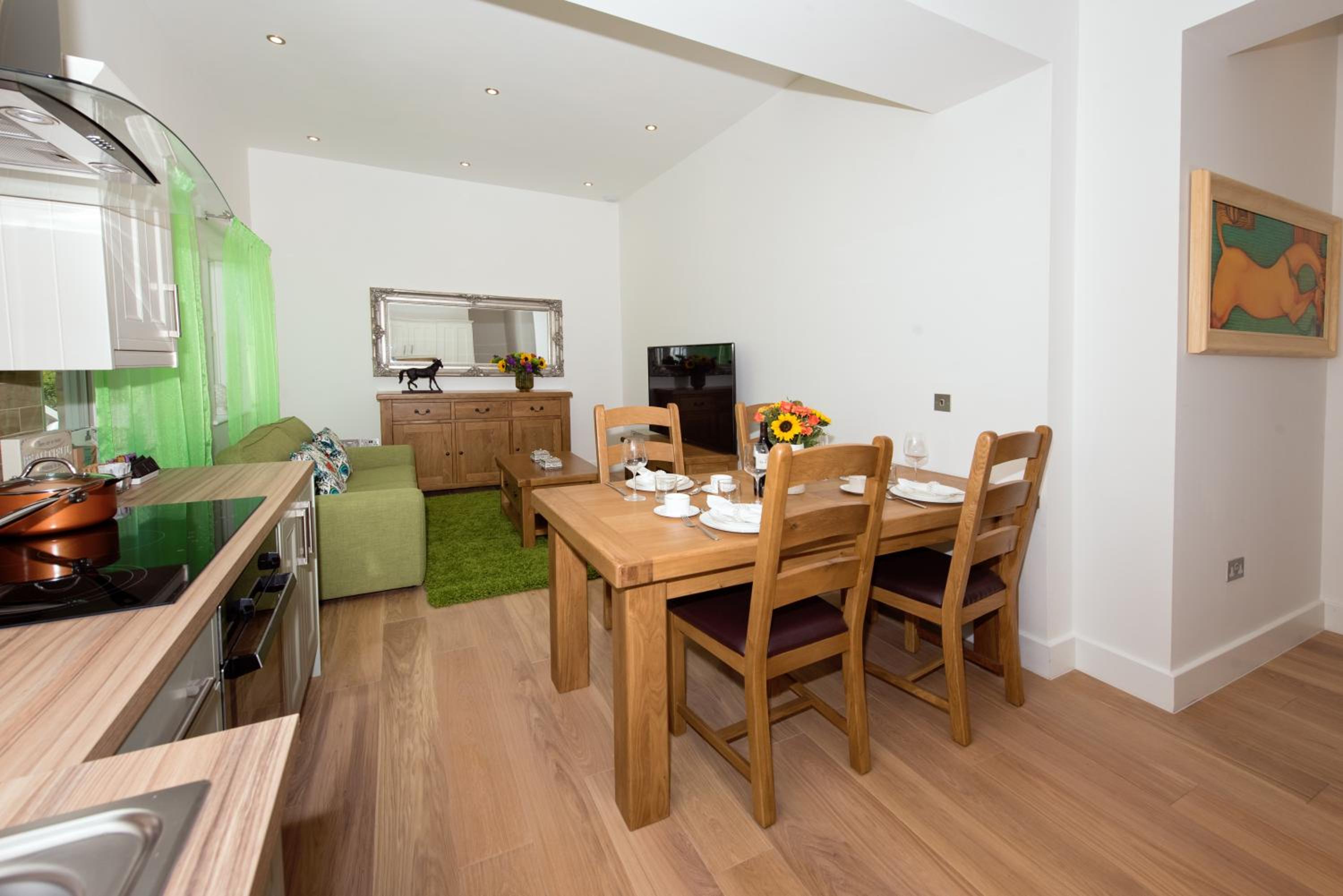 Oxford Vacations - Best Luxury Apart Hotel in Oxford- Beechwood House - Property Image 3