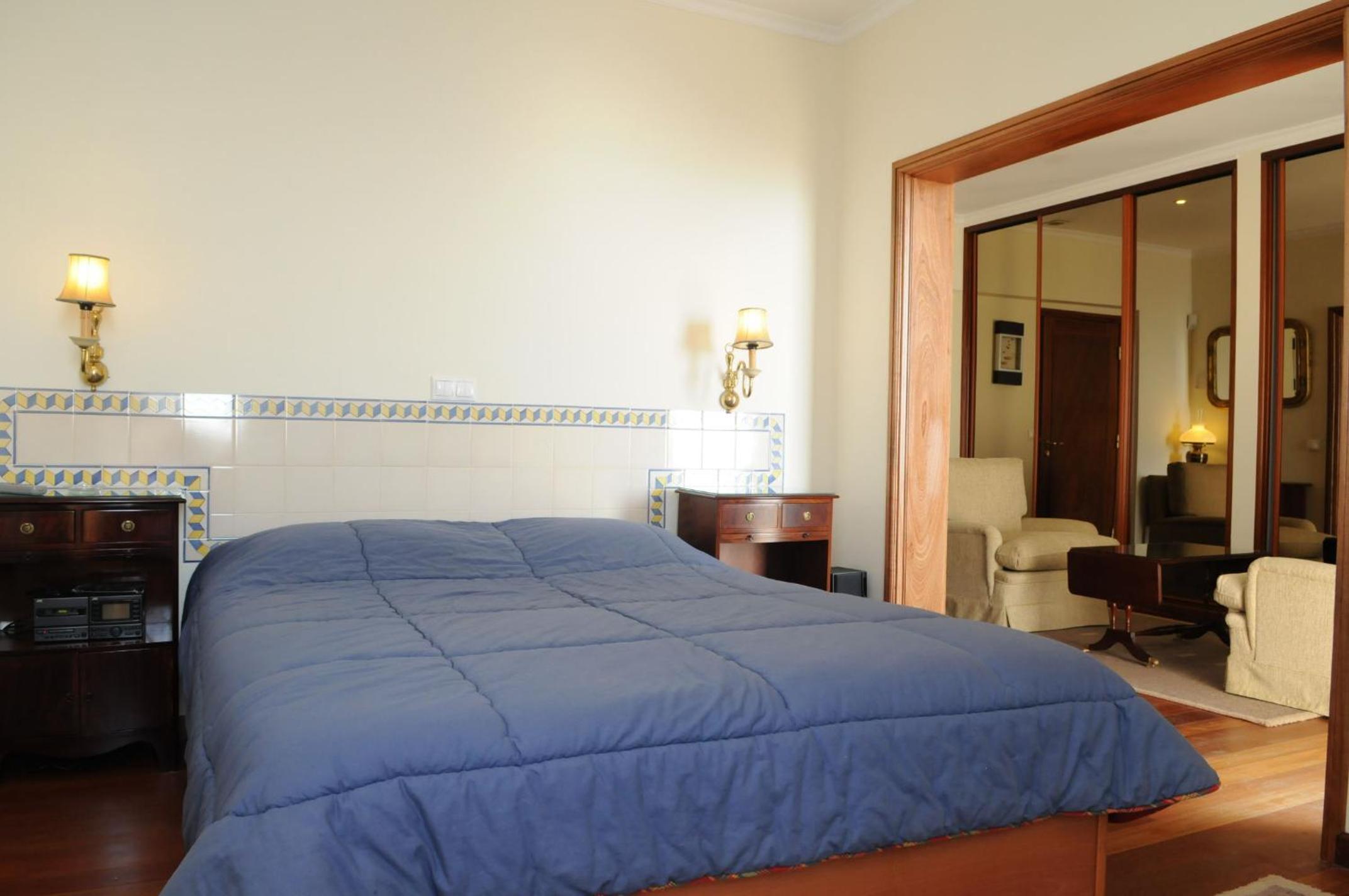 An uninterrupted 180 overlooking the Atlantic Ocean view 3