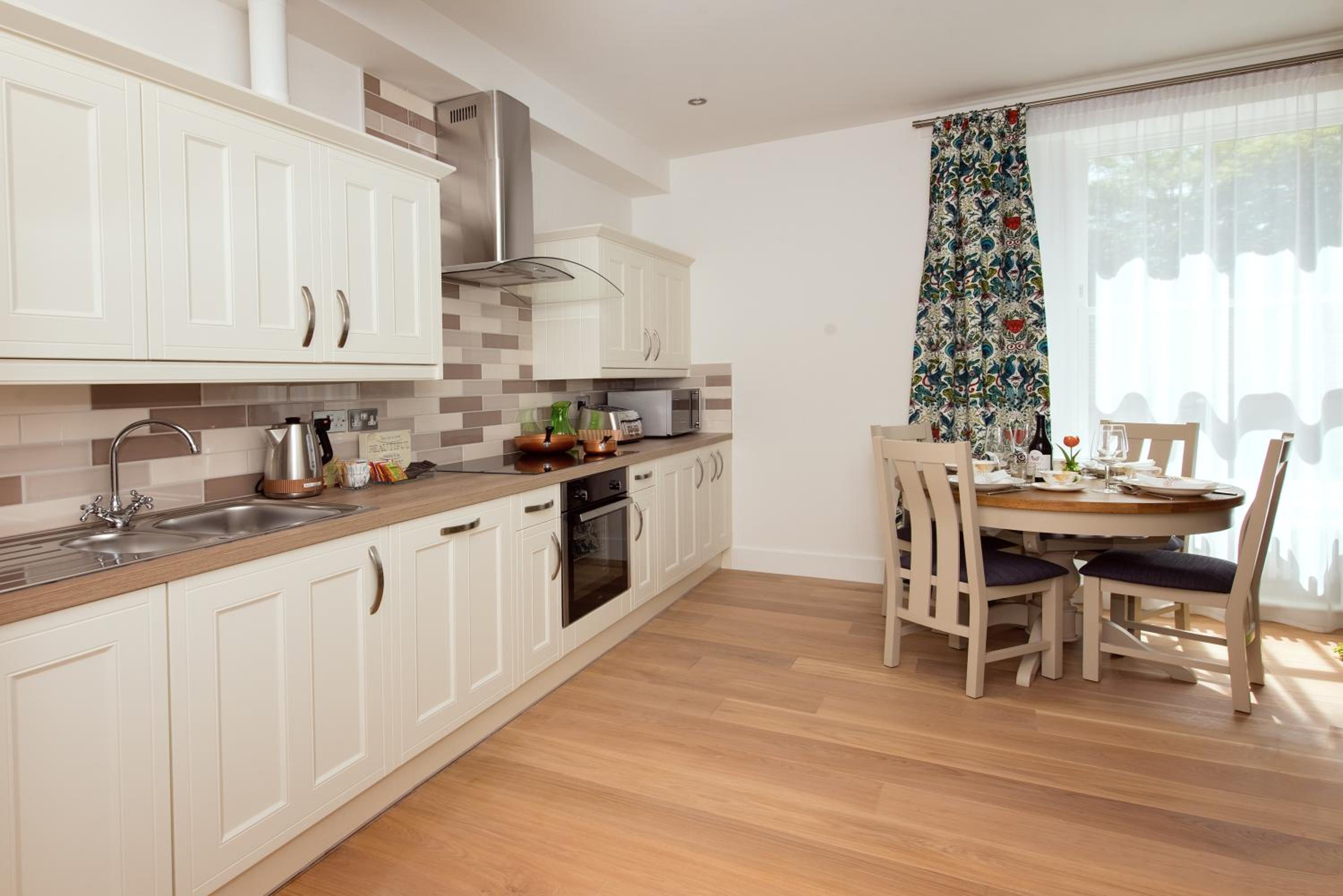 Oxford Vacations - Best Luxury Apart Hotel in Oxford- Beechwood House - Property Image 50