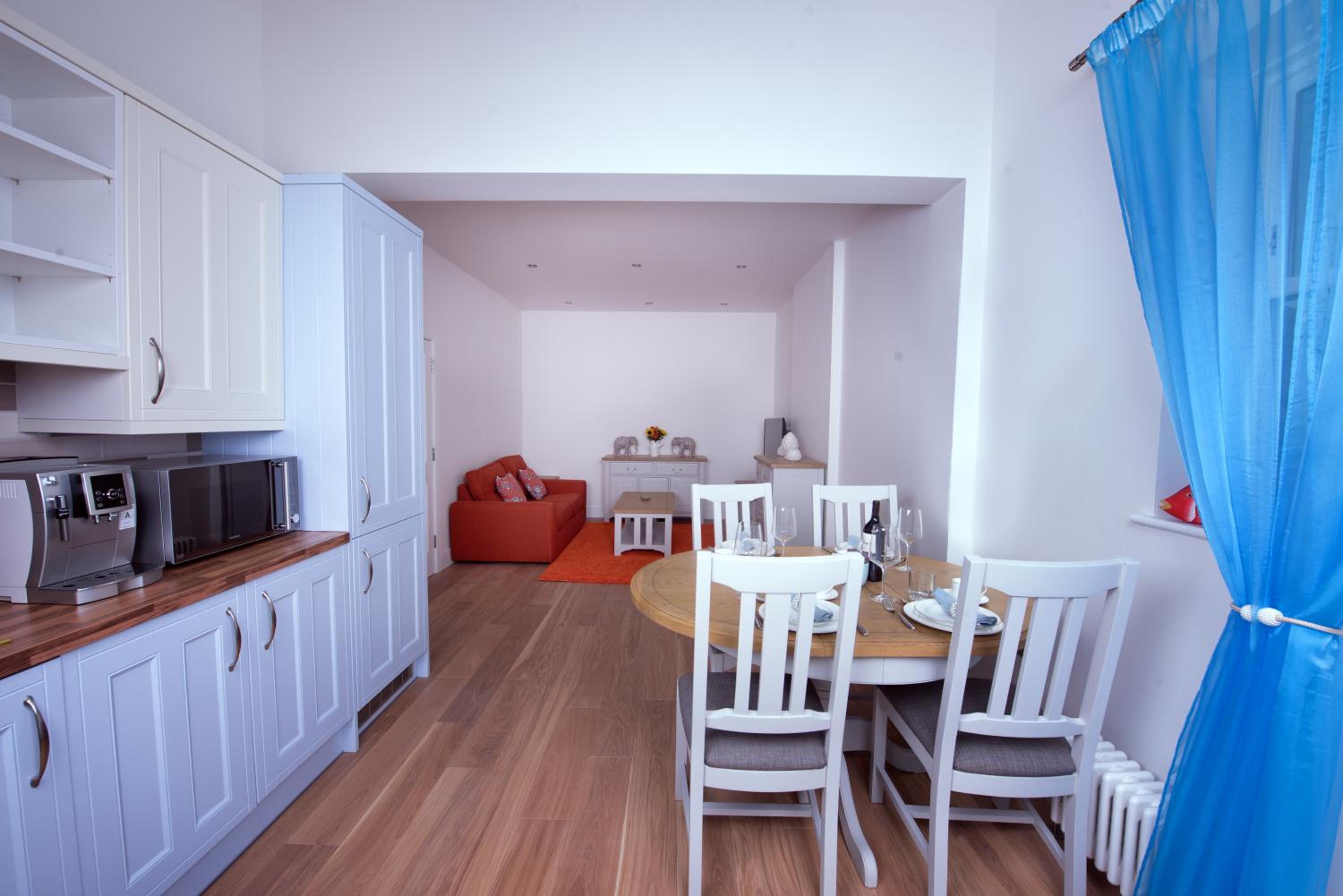 Oxford Vacations - Best Luxury Apart Hotel in Oxford- Beechwood House - Property Image 16