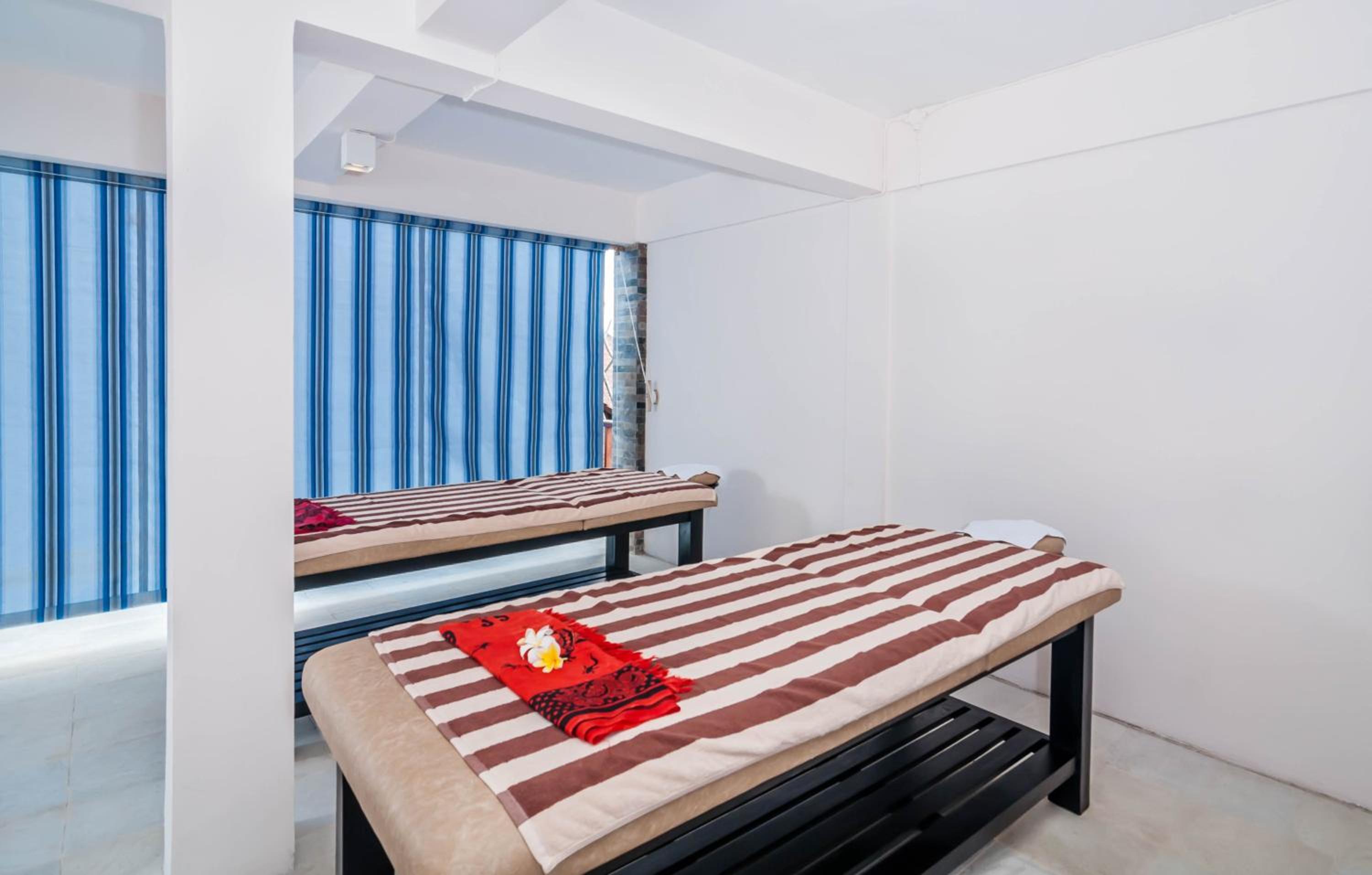 Moonage Daydream Villas