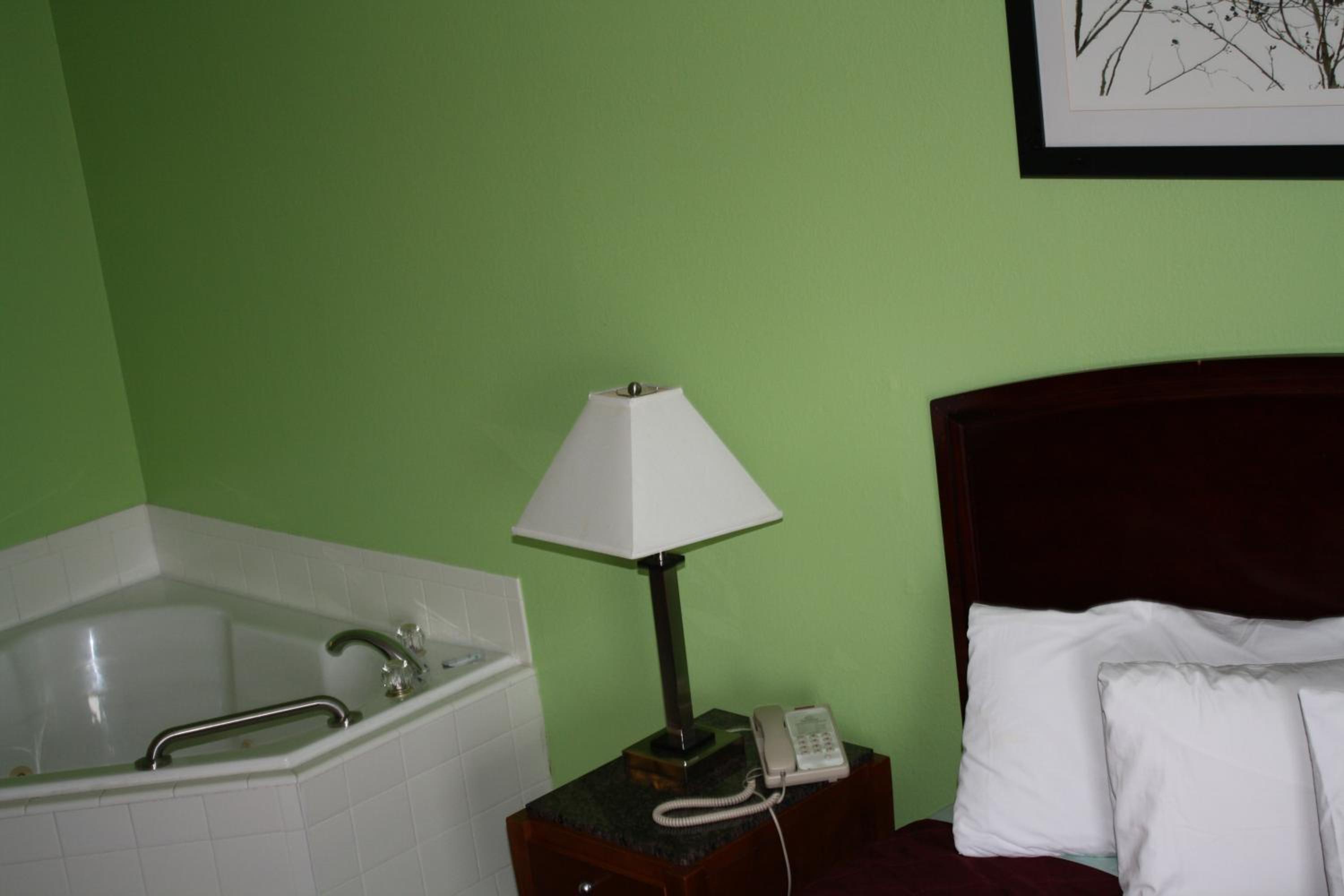 Executive Inn and Suites Wichita Falls