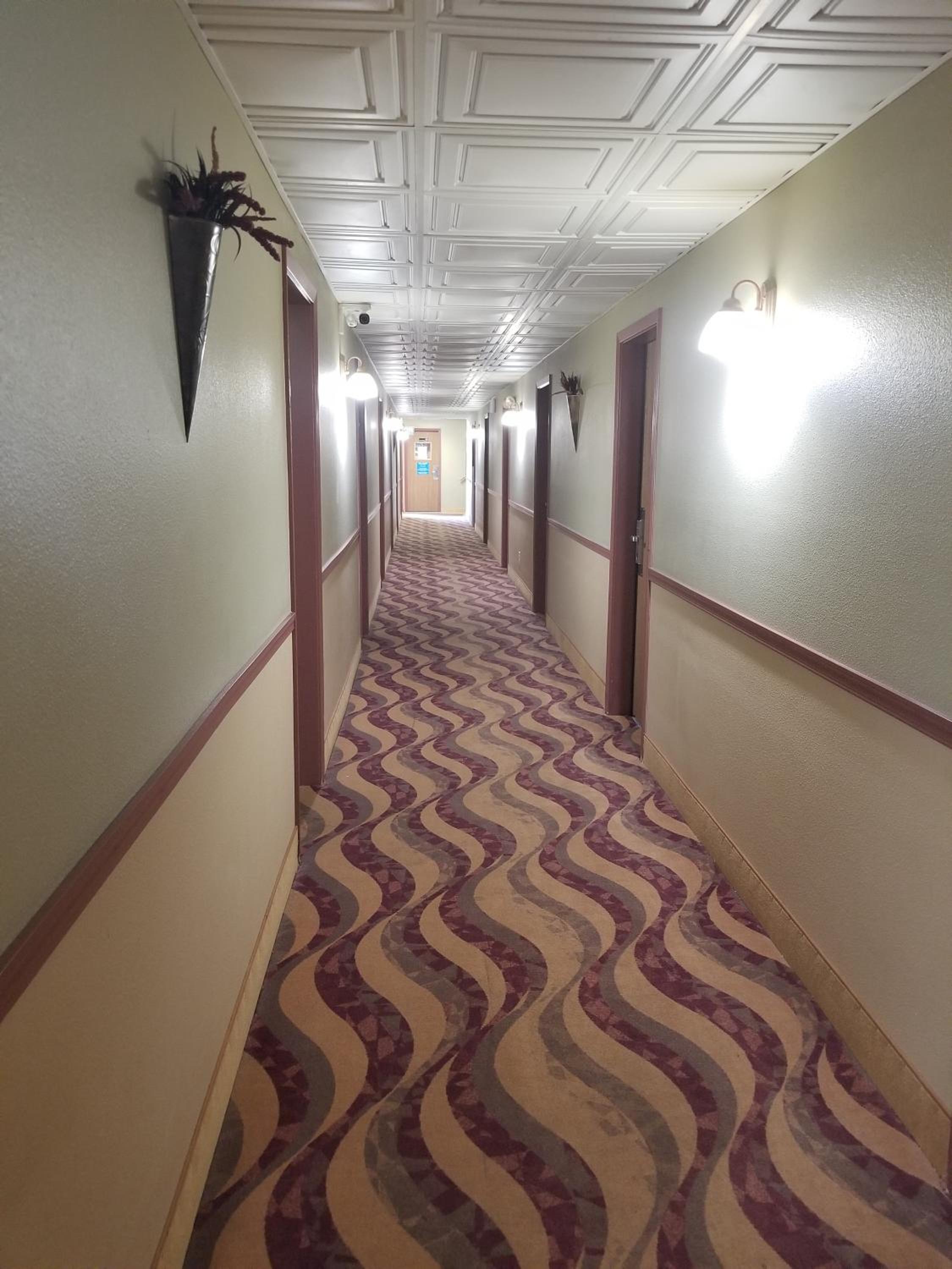 Days Inn by Wyndham Sandpoint - Property Image 3