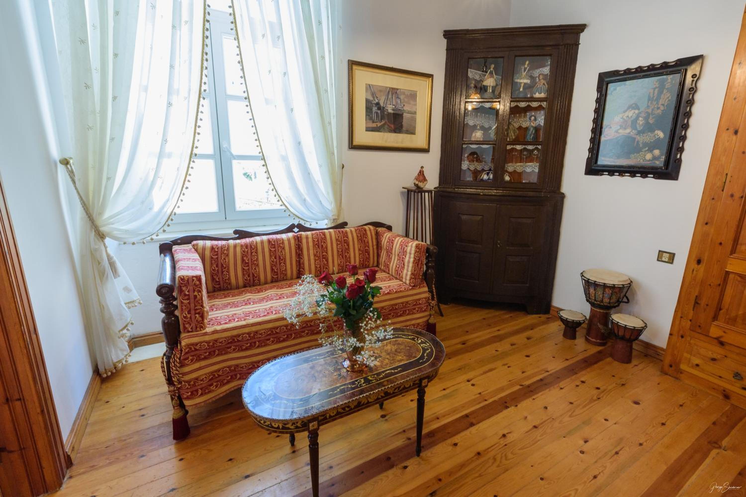 Hydra's Pearl - Gold Pearl photo 2