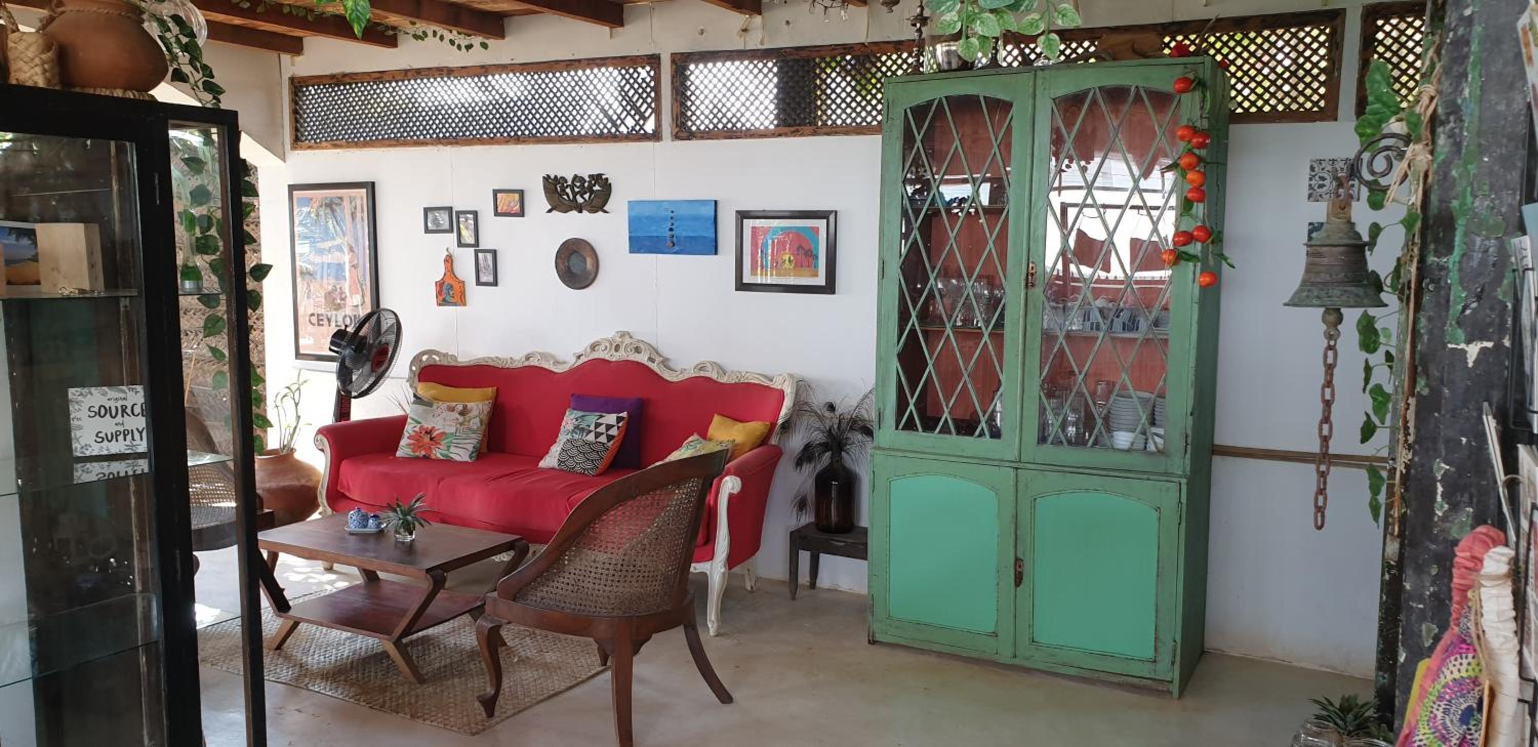 lounge