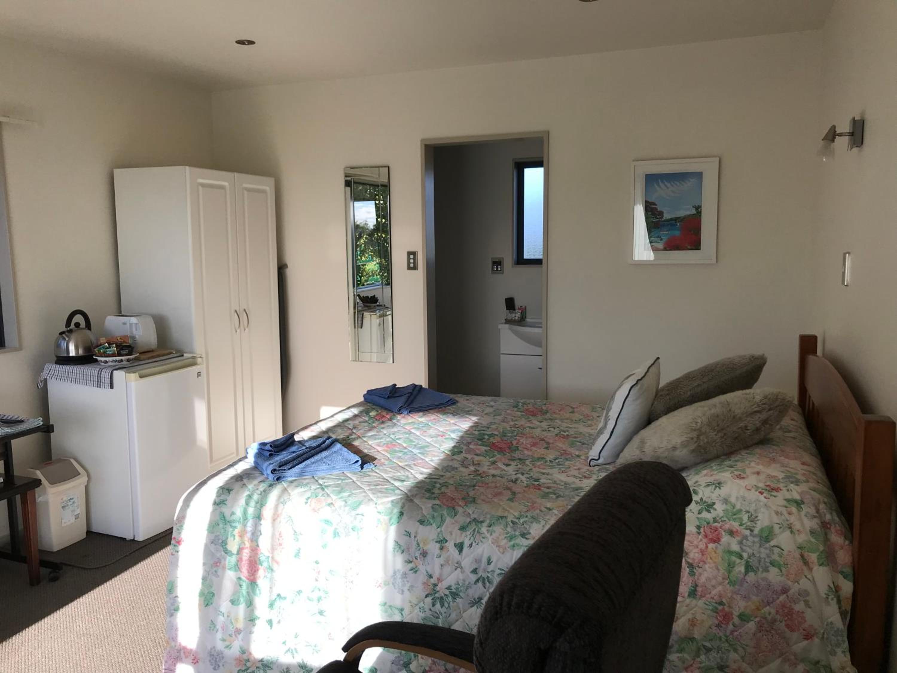 Bluebell Lodge and Cottage