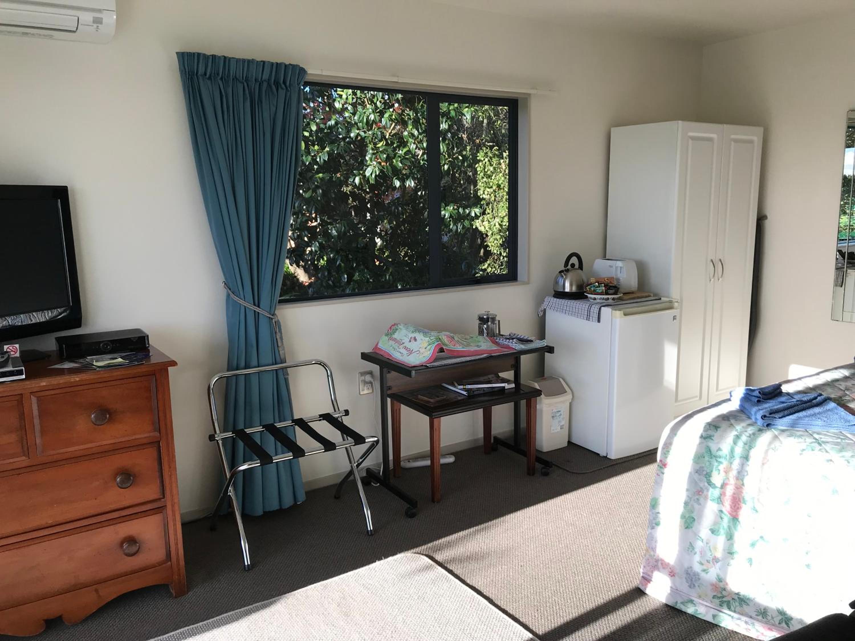 Bluebell Lodge and Cottage