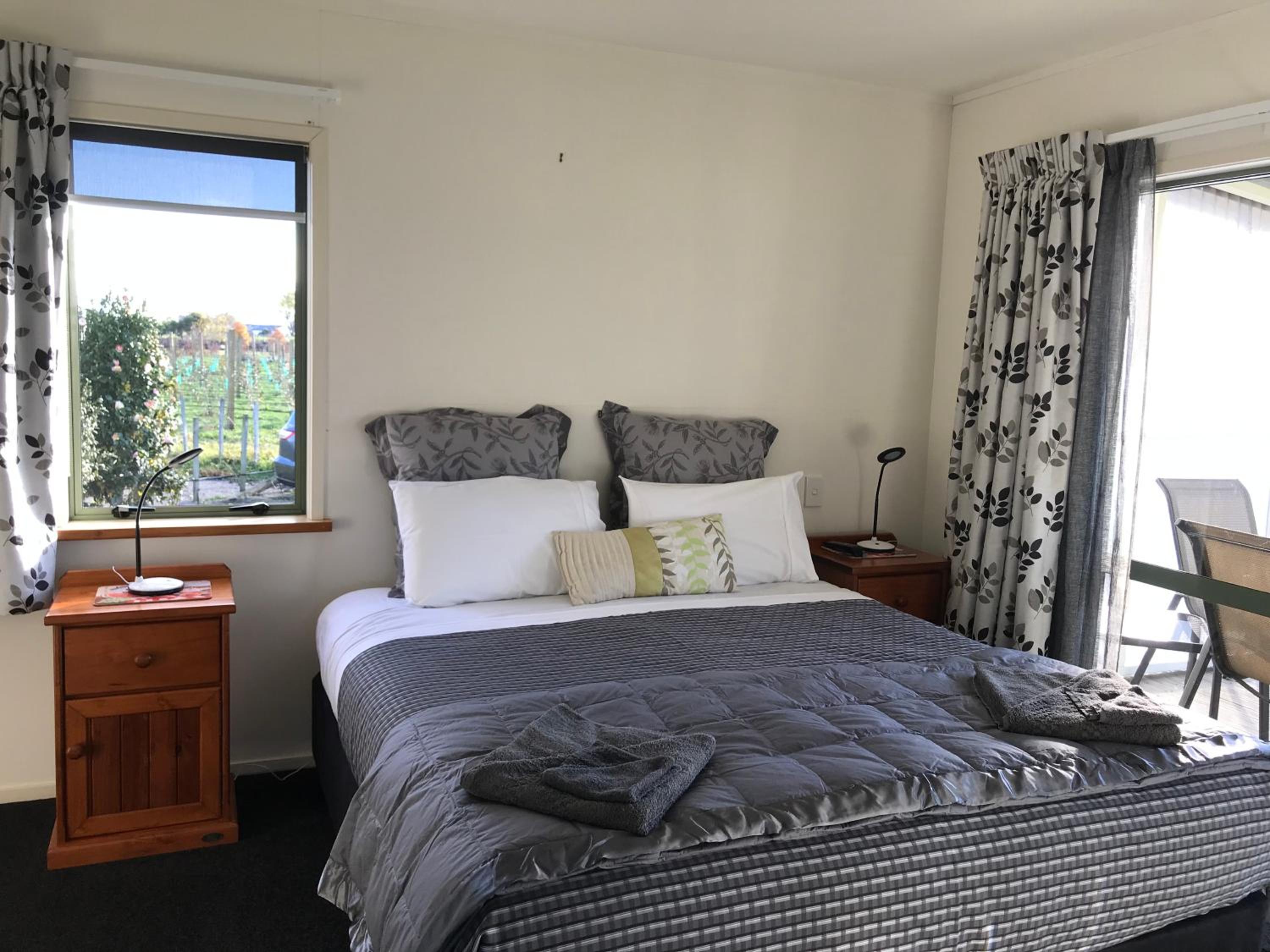 Bluebell Lodge and Cottage