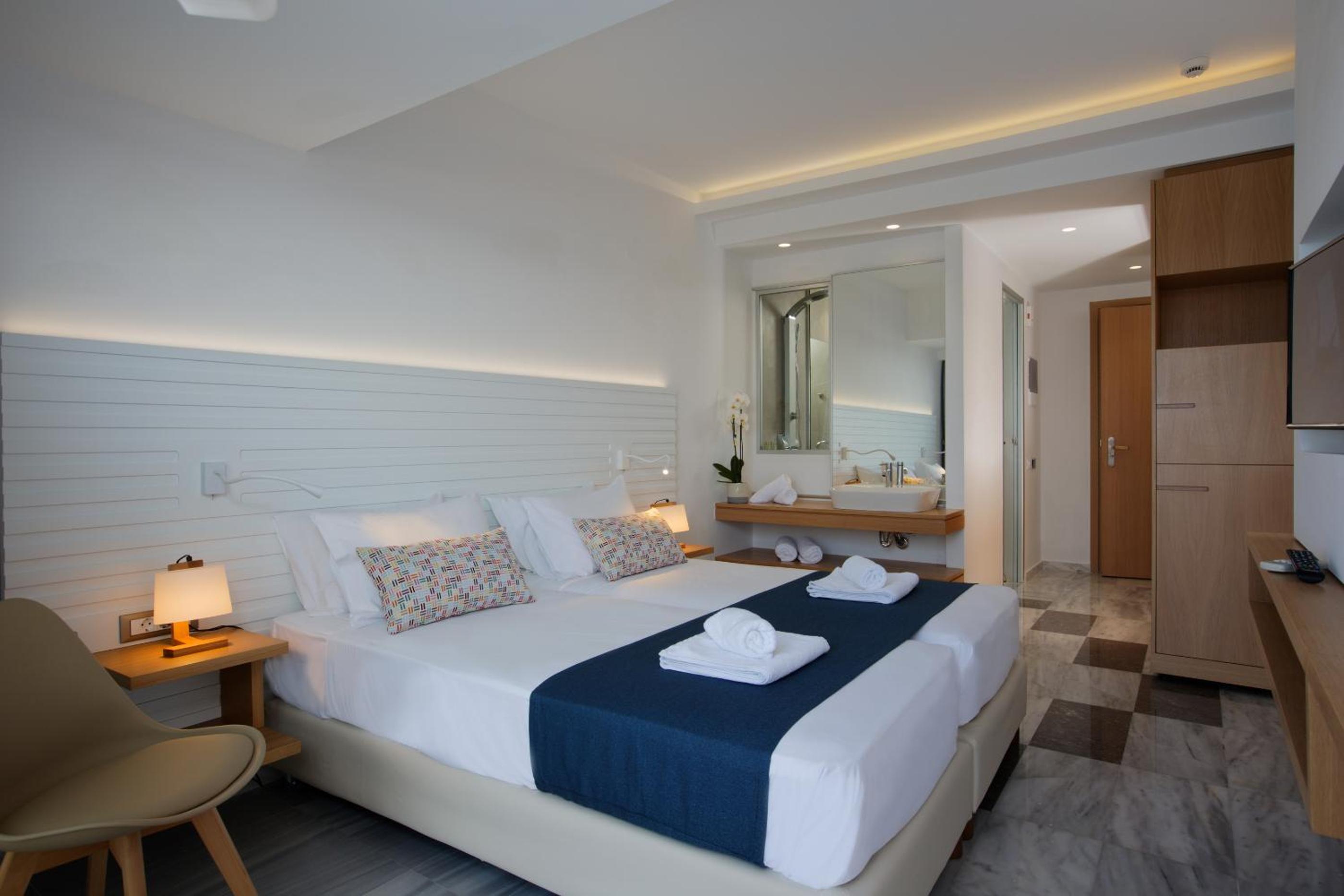 Archipelagos Hotel