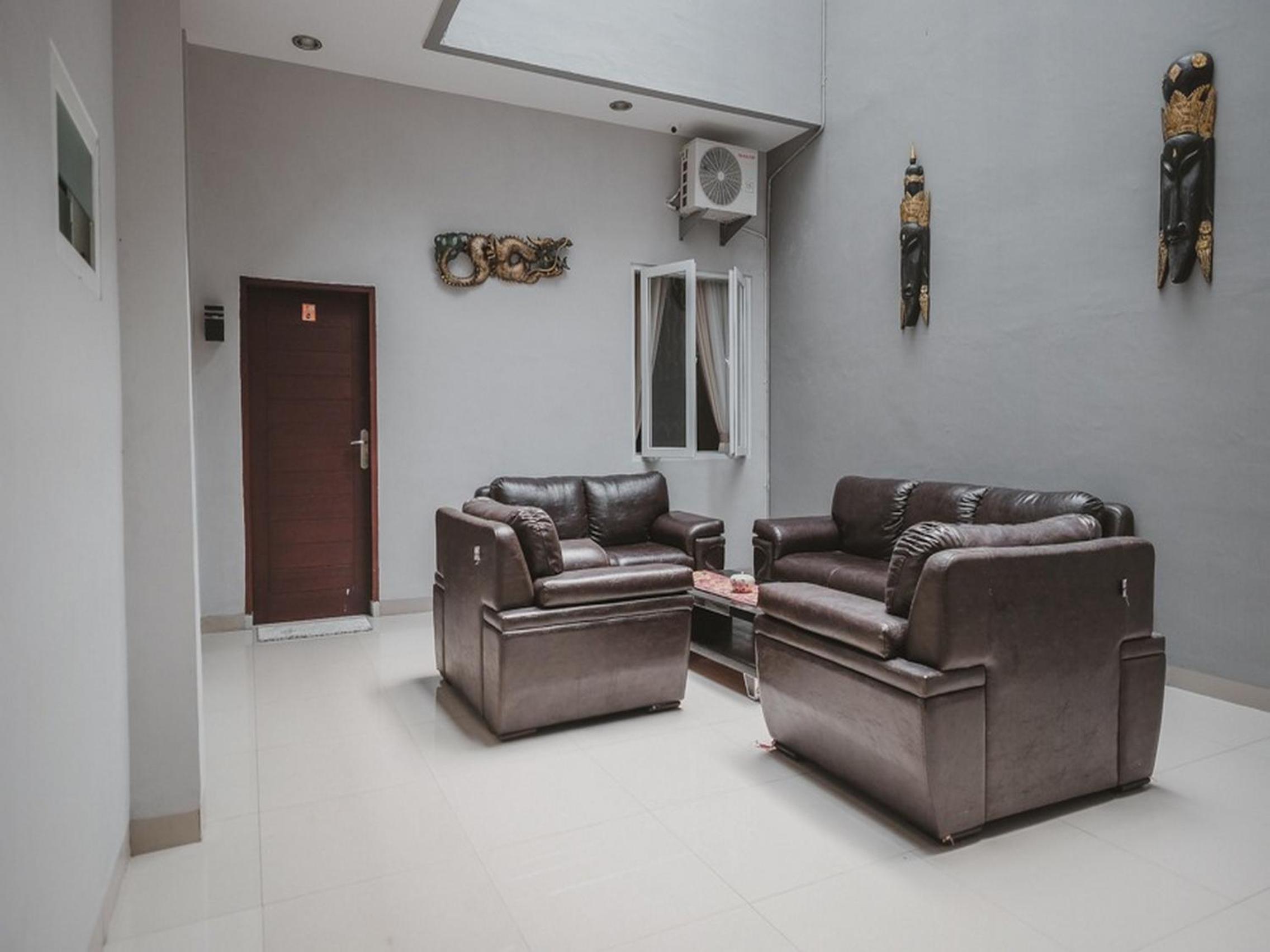 RedDoorz @ Jamin Ginting Medan, Medan - 15