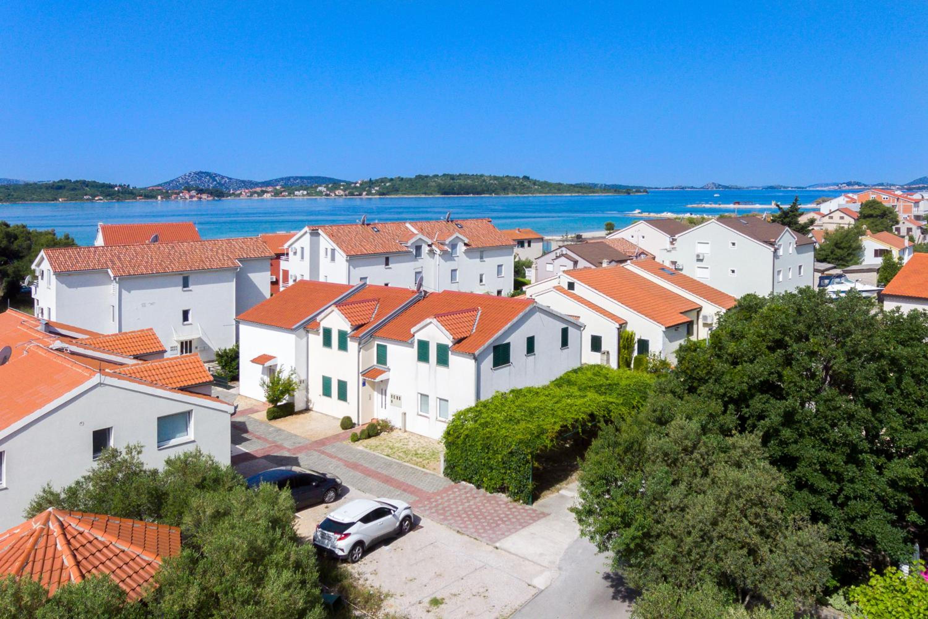 Photo 43