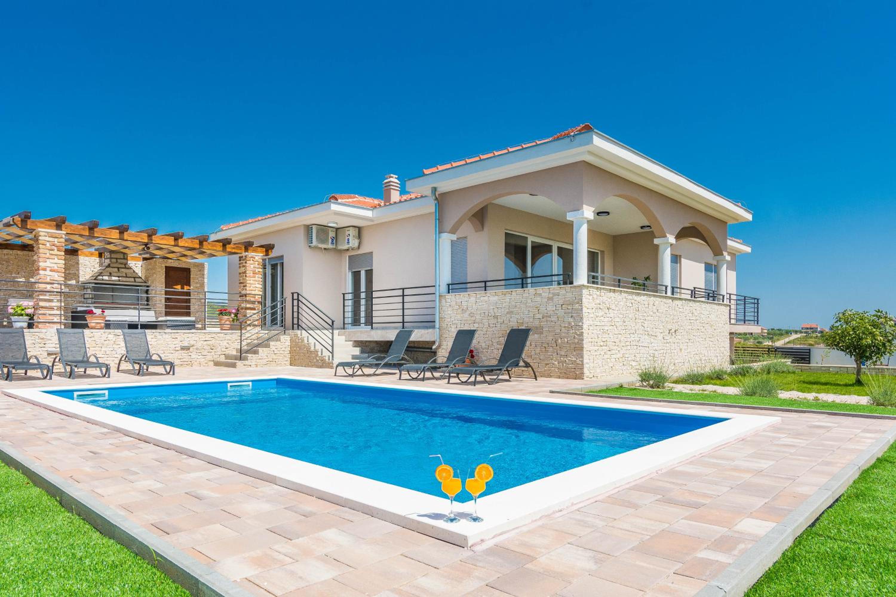 Villa Luka — photo 3