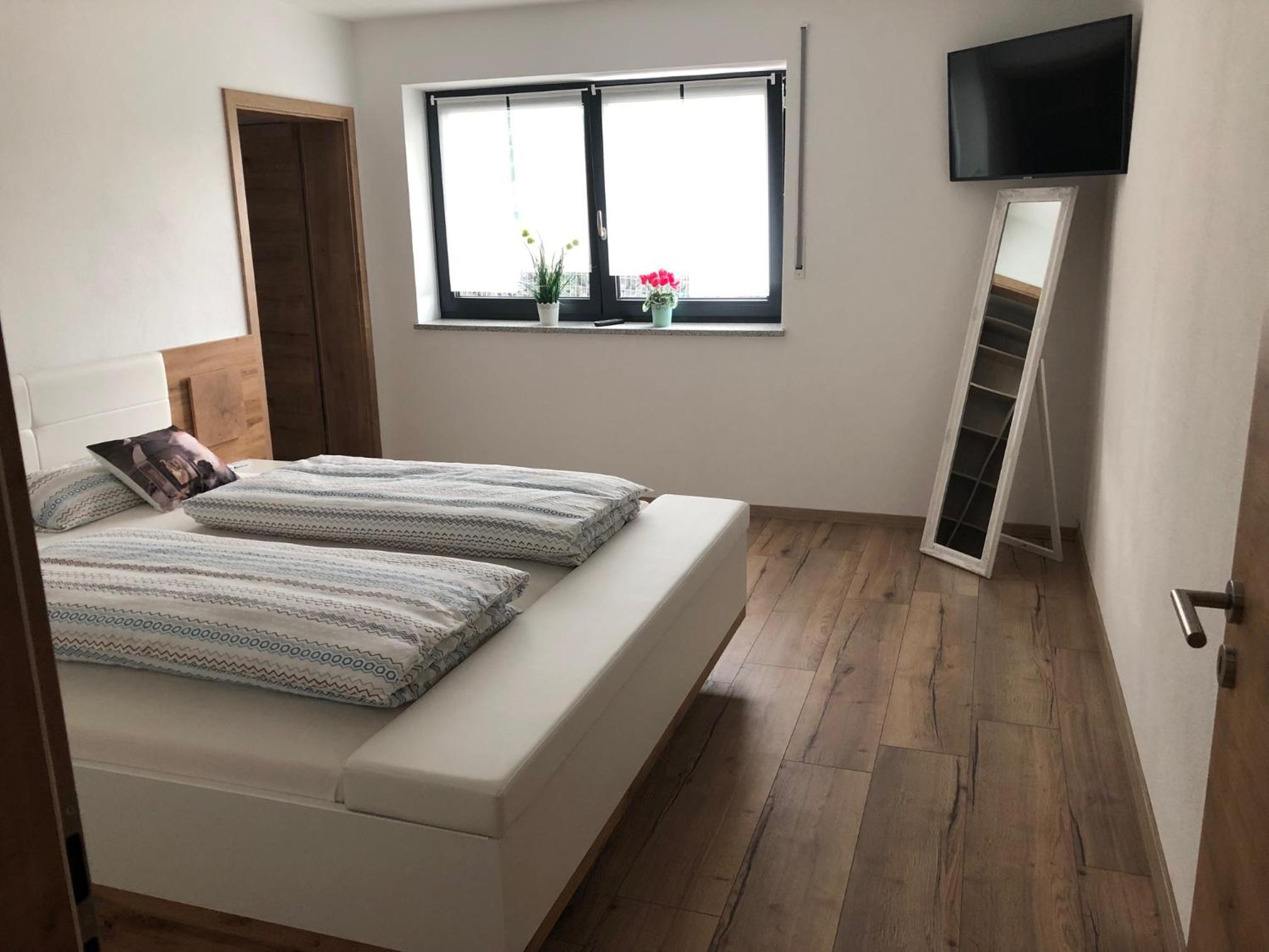 Landhaus Ferienwohnungen mit Pool und Wellness