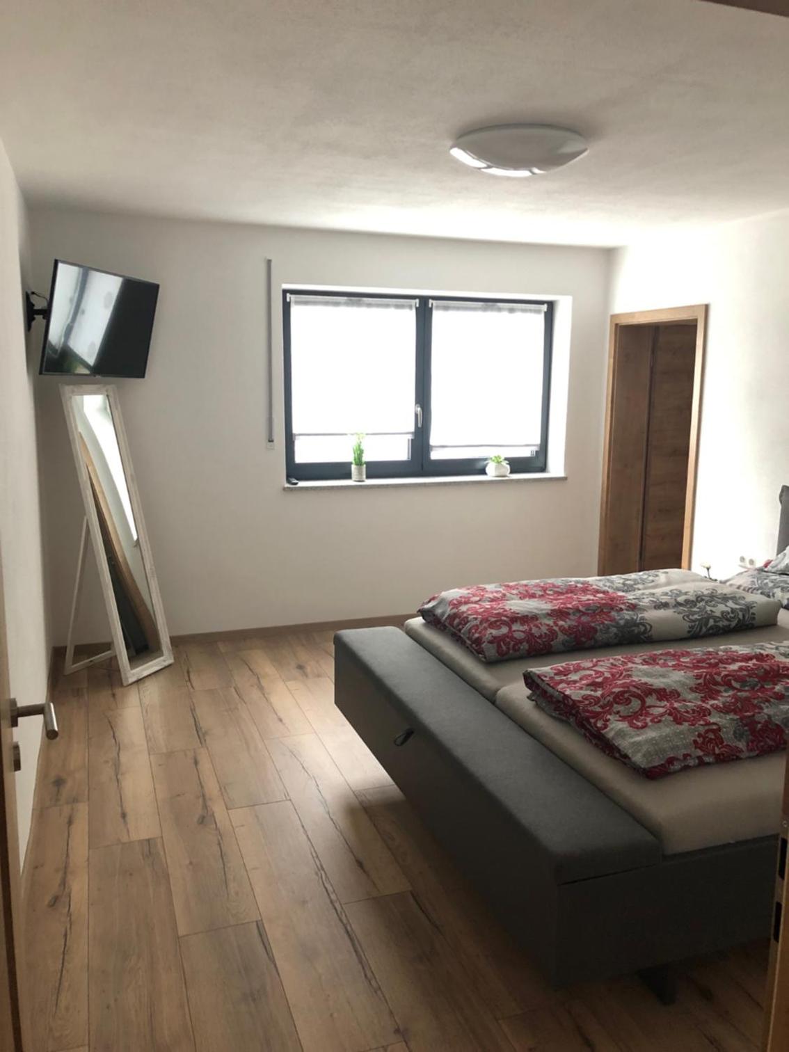 Landhaus Ferienwohnungen mit Pool und Wellness