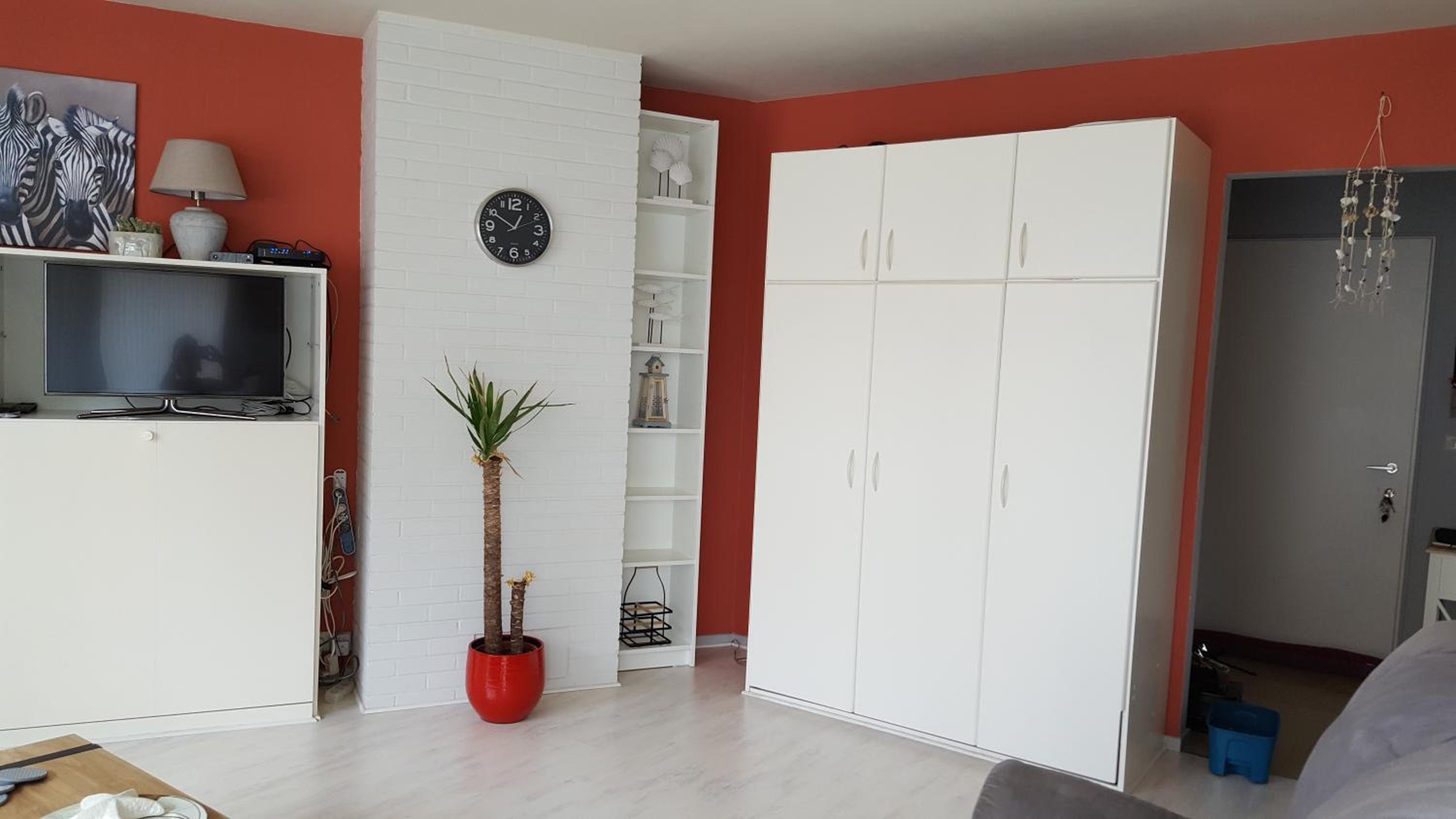 Studio Raversijde with Sea View view 5