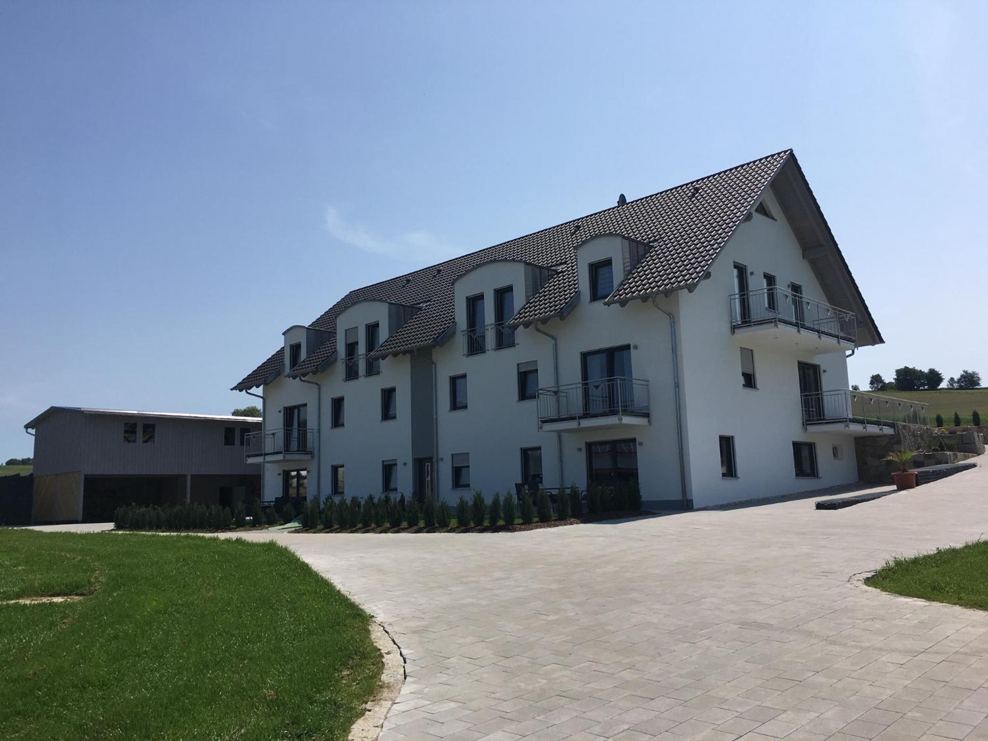 Landhaus Ferienwohnungen mit Pool und Wellness