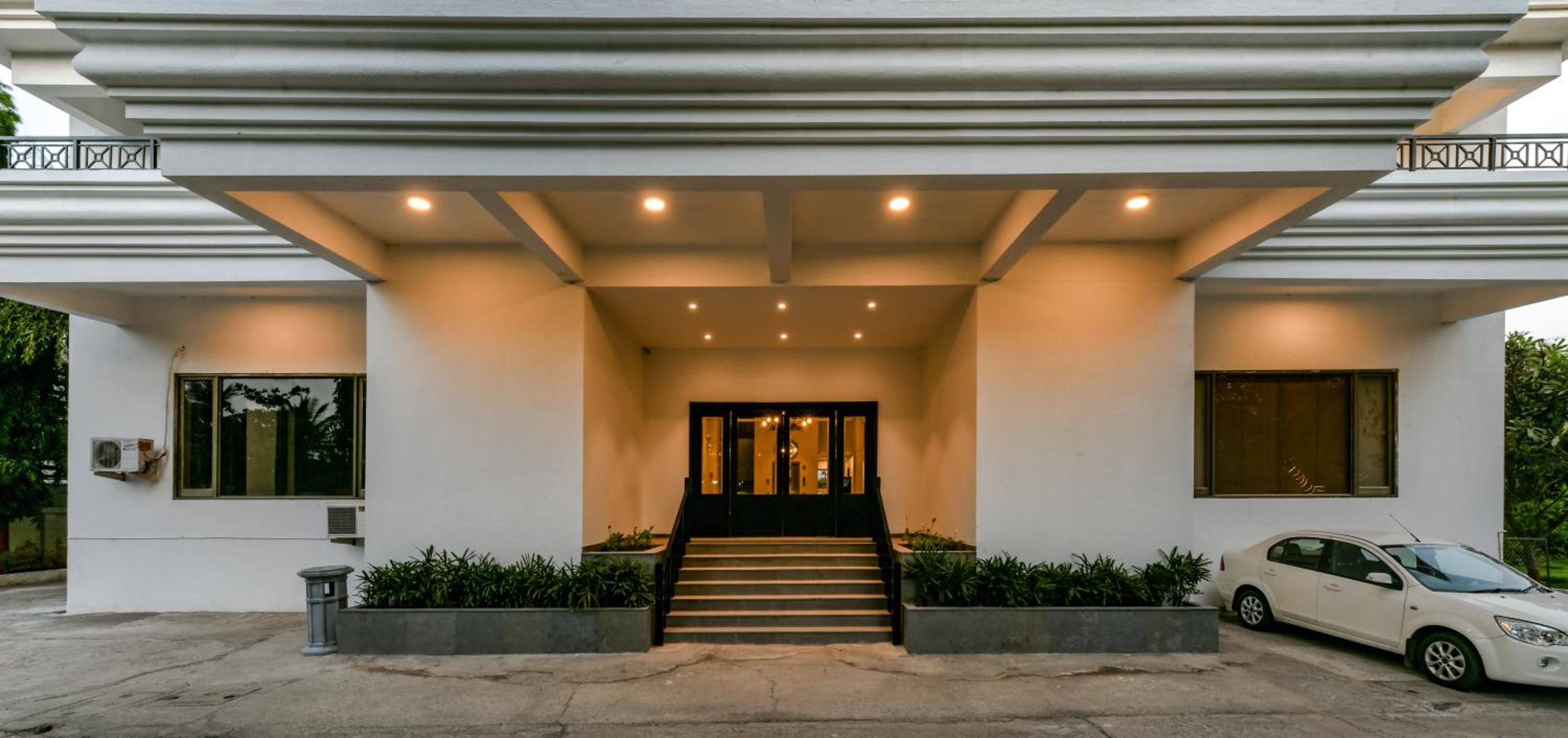 Shirdi Vacations - Sun-n-Sand Suites, Shirdi - Property Image 2