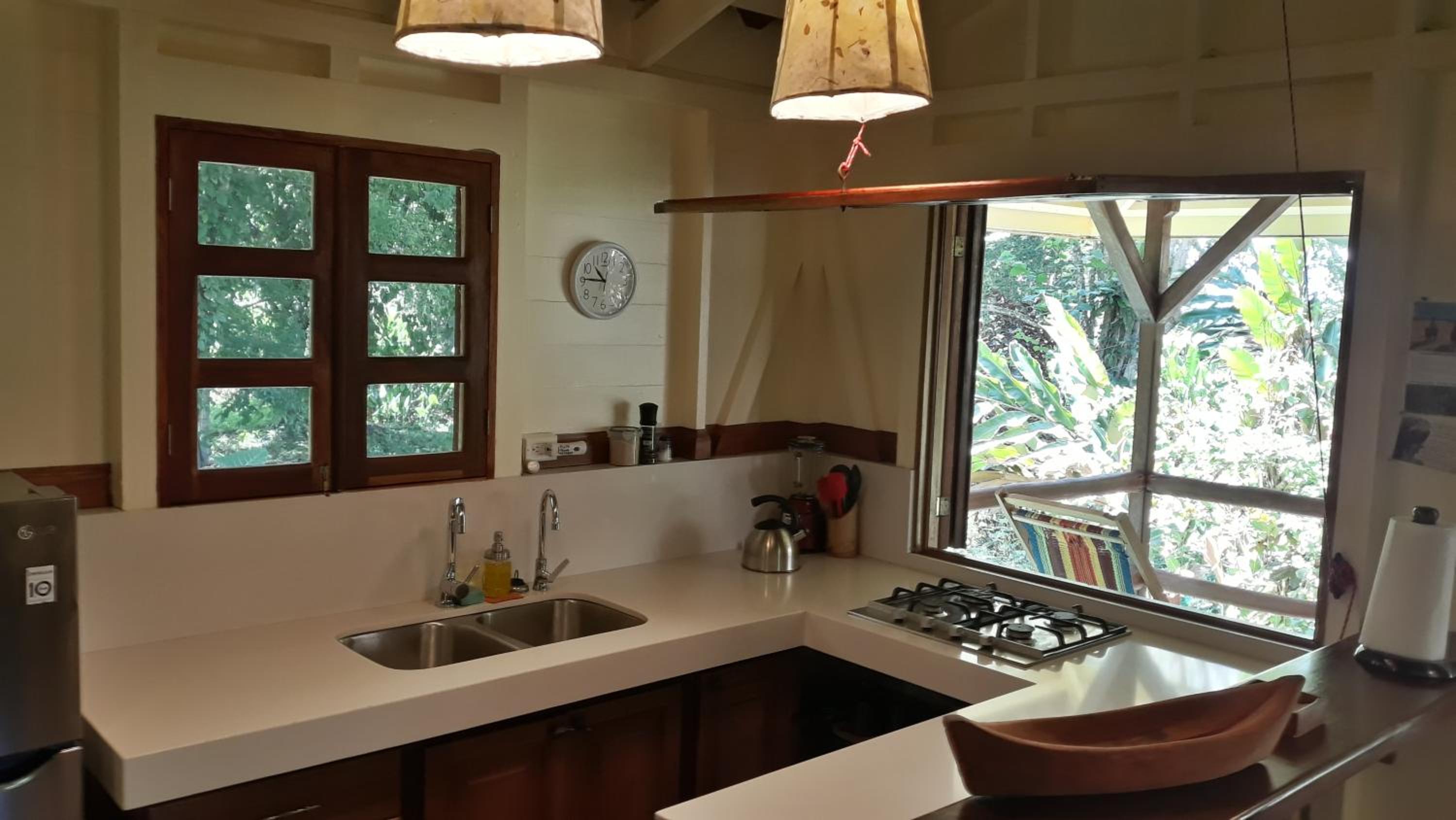 Bluff Beach Retreat