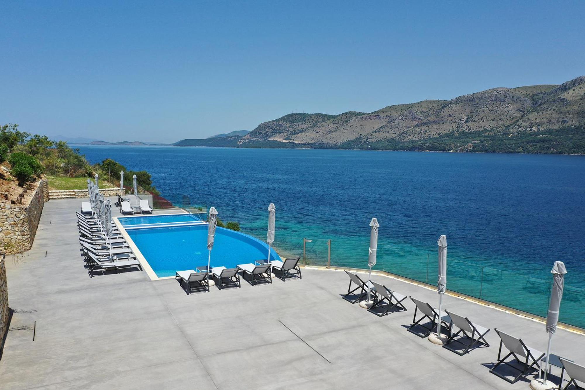 Blue Bay Apartments view 4