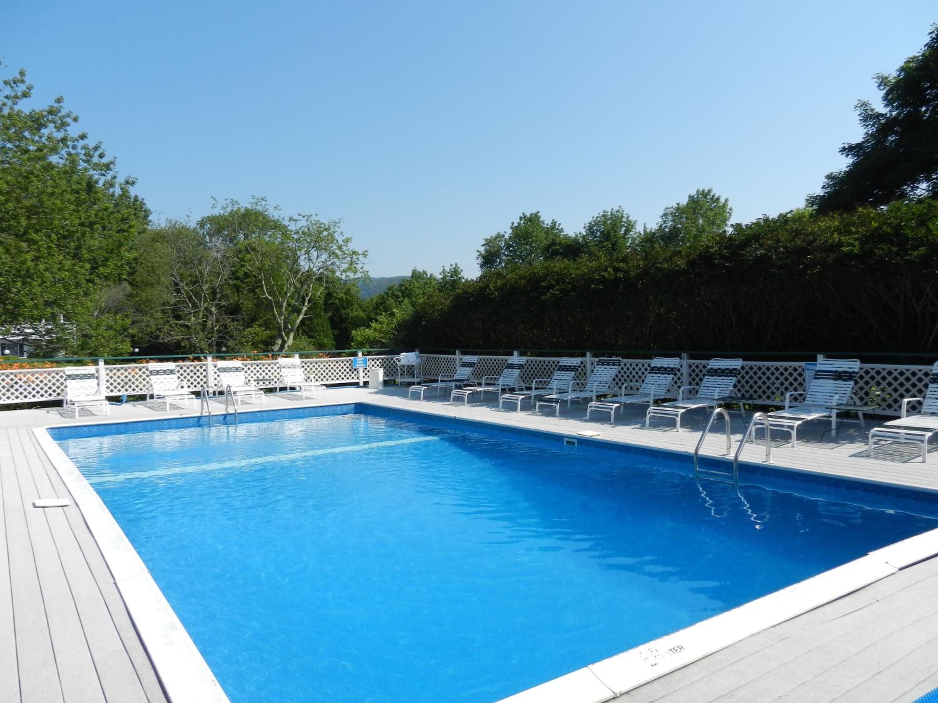 Cedar Crest Inn