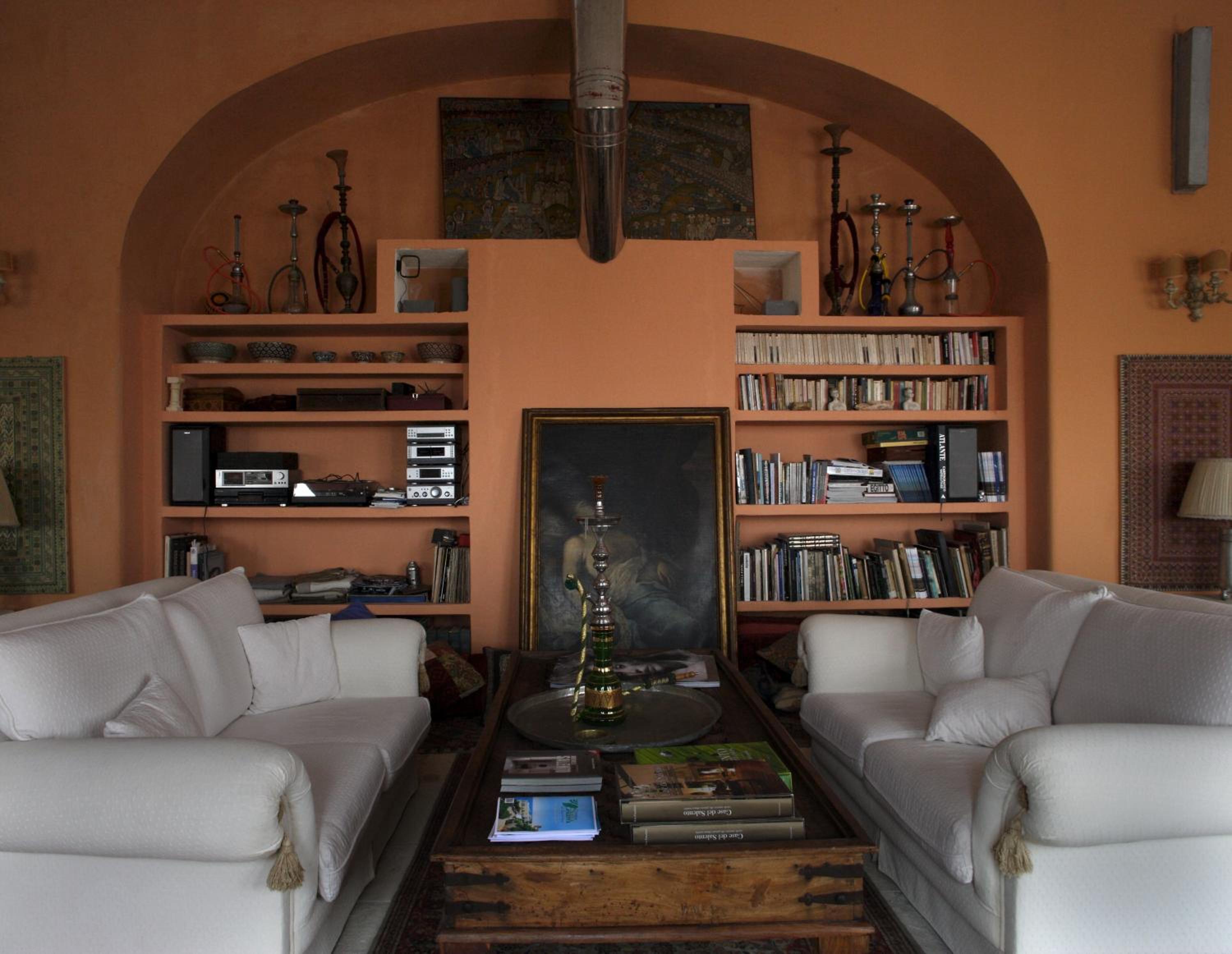 lounge